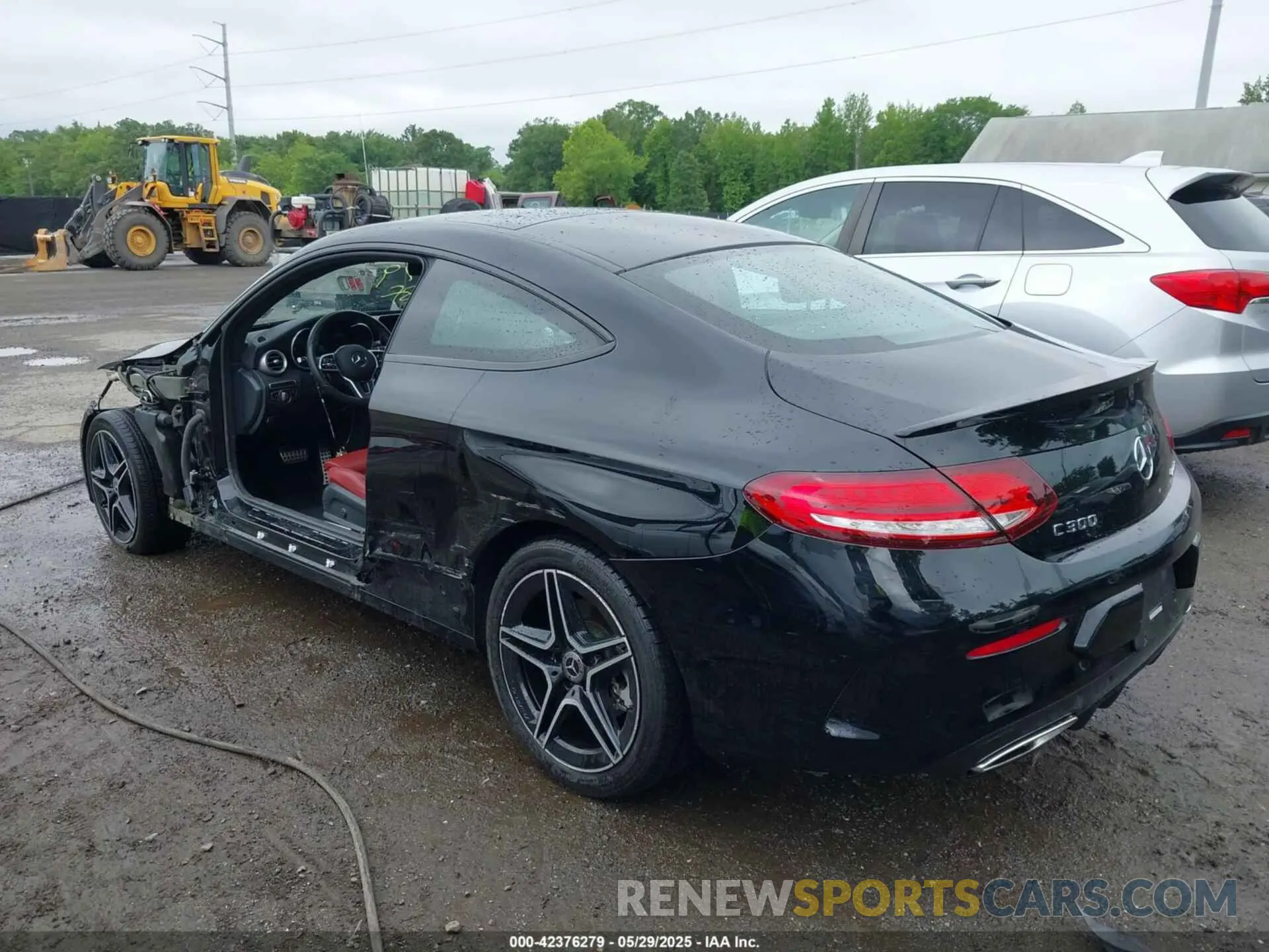3 Photograph of a damaged car W1KWJ8EB5MG092130 MERCEDES-BENZ C 300 2021