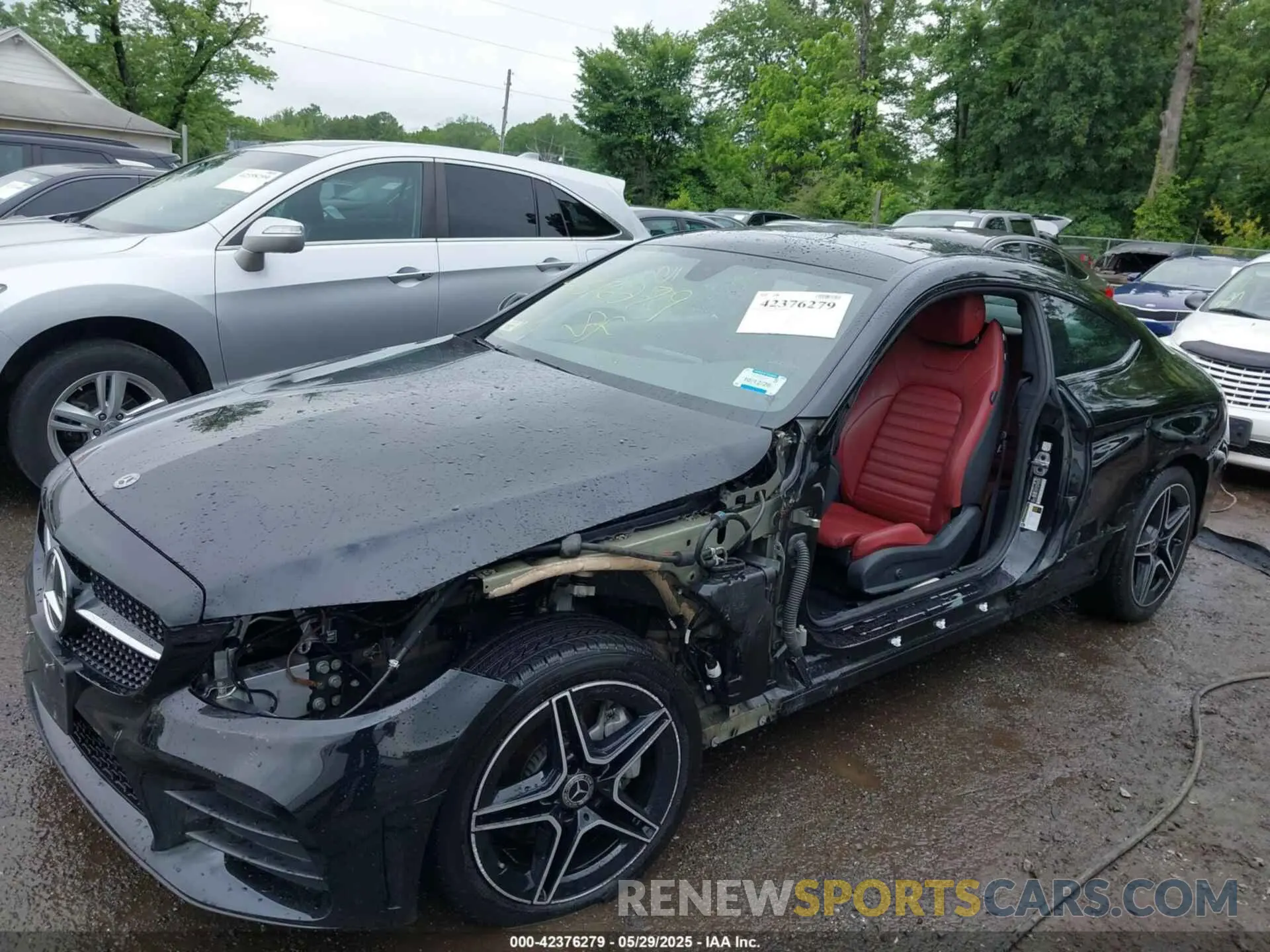 6 Photograph of a damaged car W1KWJ8EB5MG092130 MERCEDES-BENZ C 300 2021