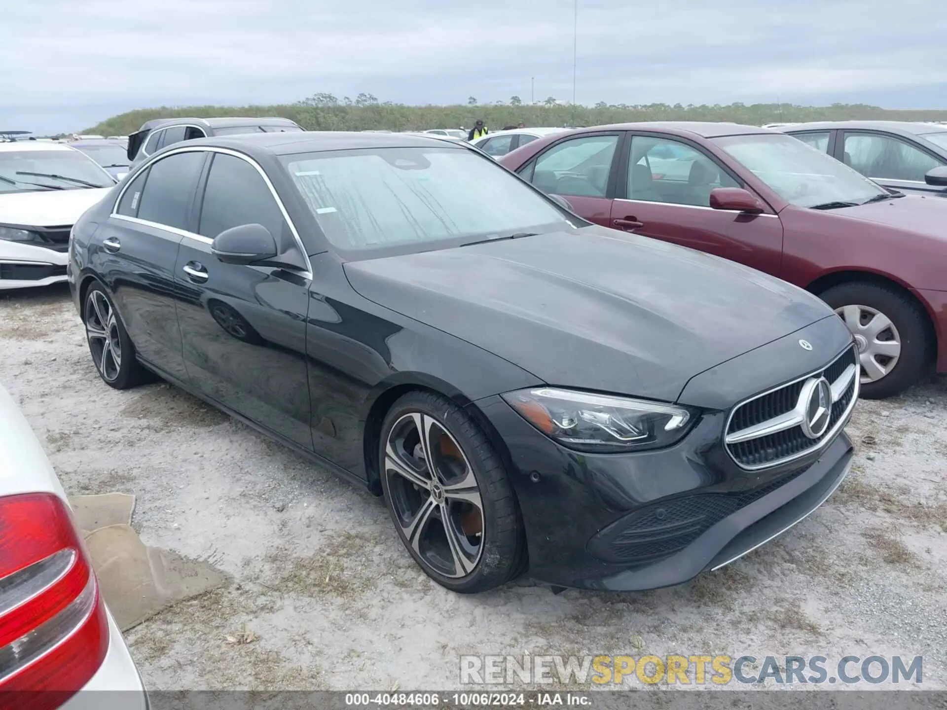 1 Photograph of a damaged car W1KAF4GB2NR038159 MERCEDES-BENZ C 300 2022