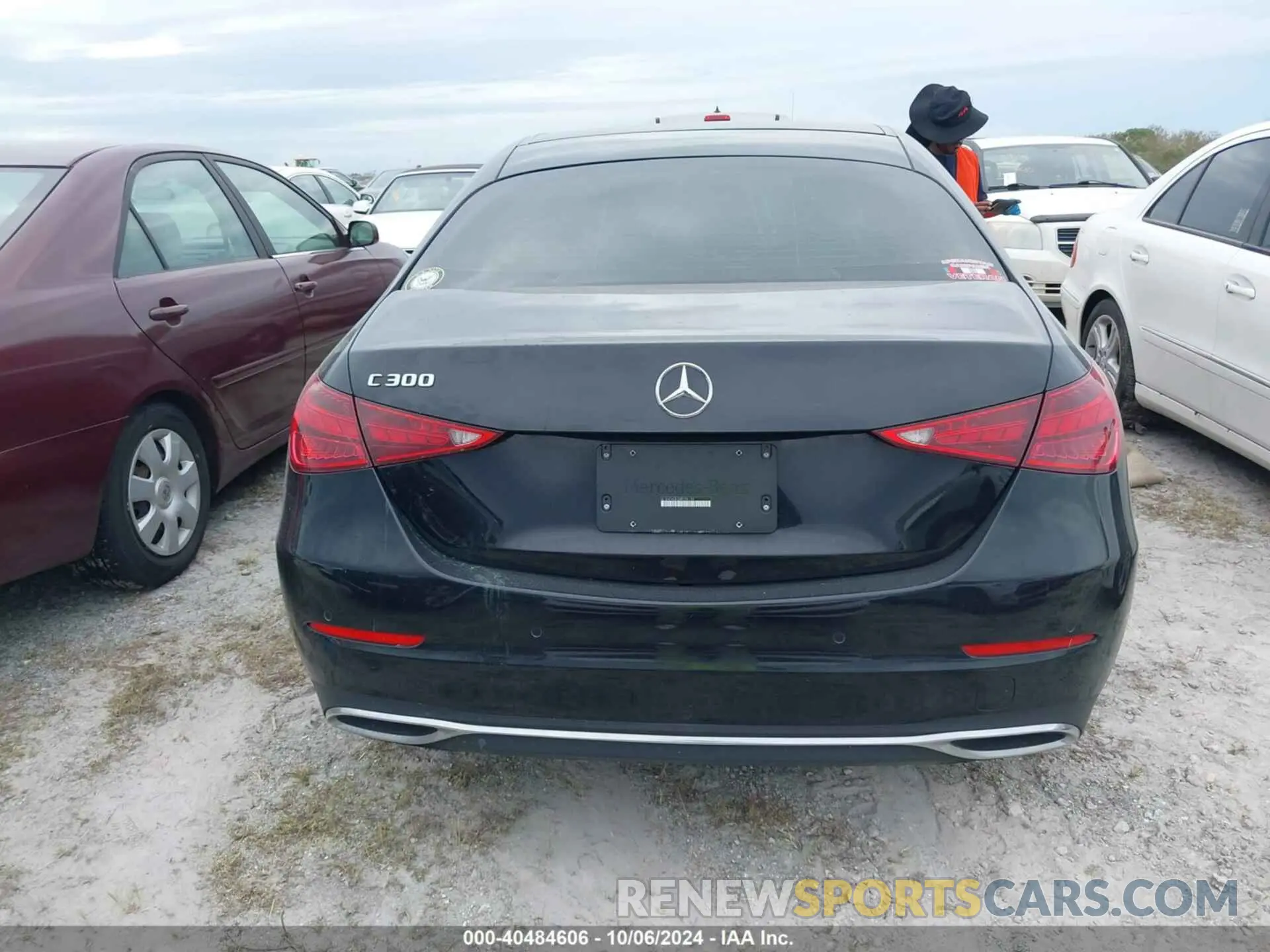 16 Photograph of a damaged car W1KAF4GB2NR038159 MERCEDES-BENZ C 300 2022