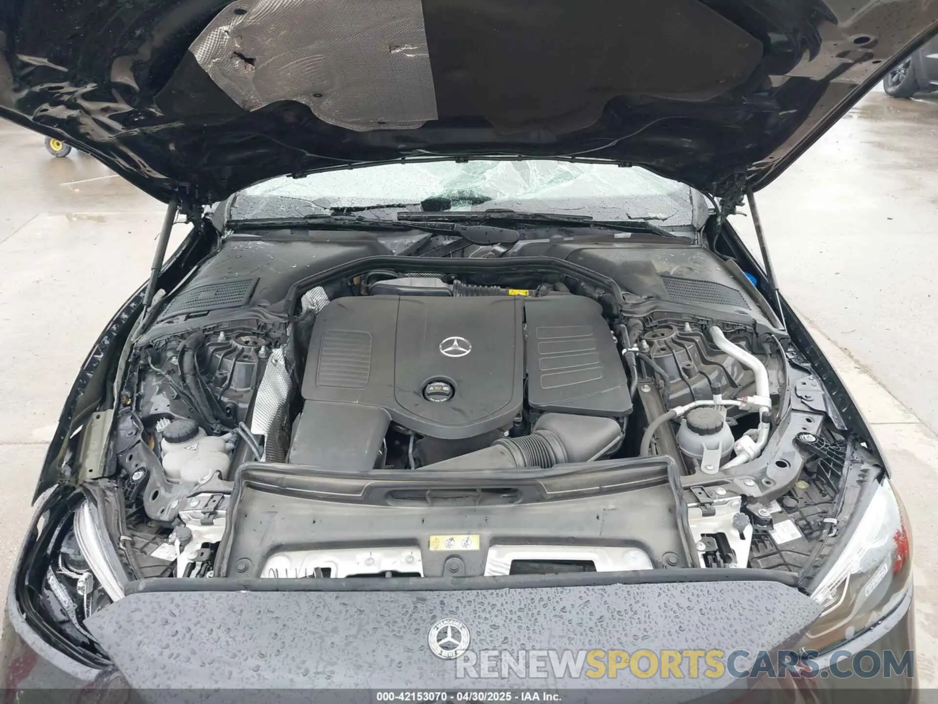 10 Photograph of a damaged car W1KAF4GB5NR030279 MERCEDES-BENZ C 300 2022