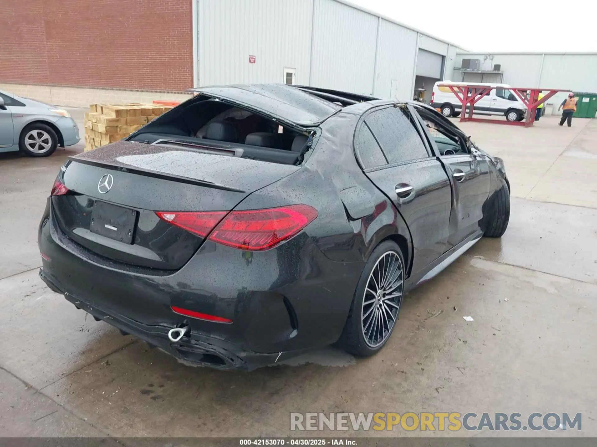 13 Photograph of a damaged car W1KAF4GB5NR030279 MERCEDES-BENZ C 300 2022