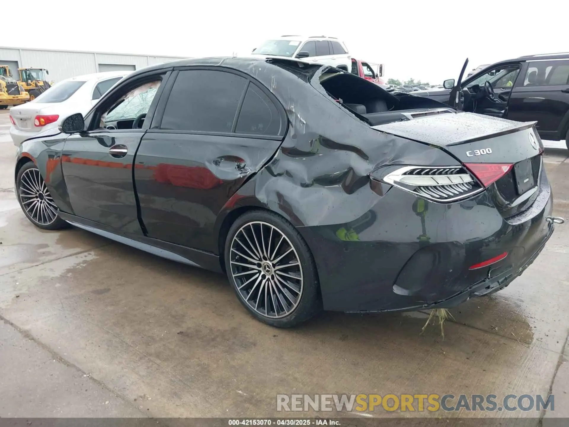 3 Photograph of a damaged car W1KAF4GB5NR030279 MERCEDES-BENZ C 300 2022