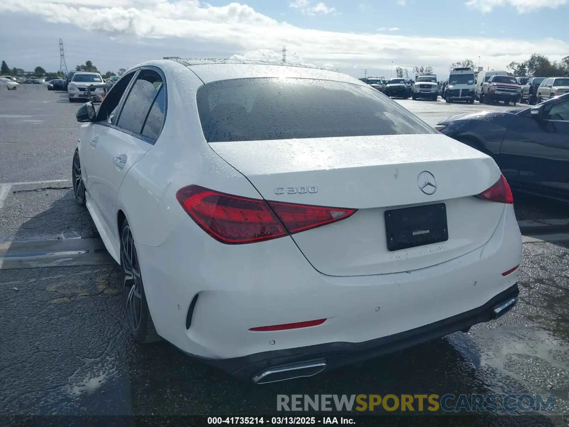 3 Photograph of a damaged car W1KAF4GB6NR018013 MERCEDES-BENZ C 300 2022