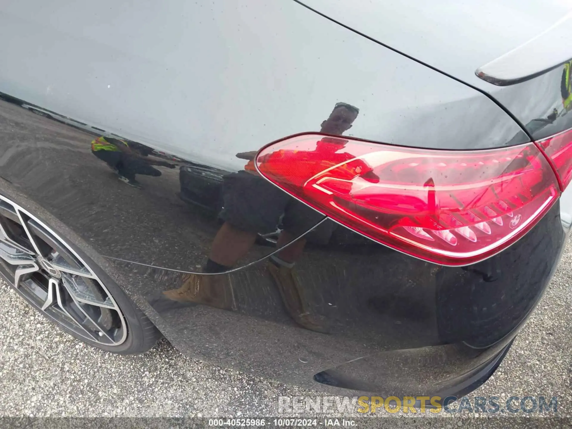6 Photograph of a damaged car W1KAF4GB6NR031554 MERCEDES-BENZ C 300 2022