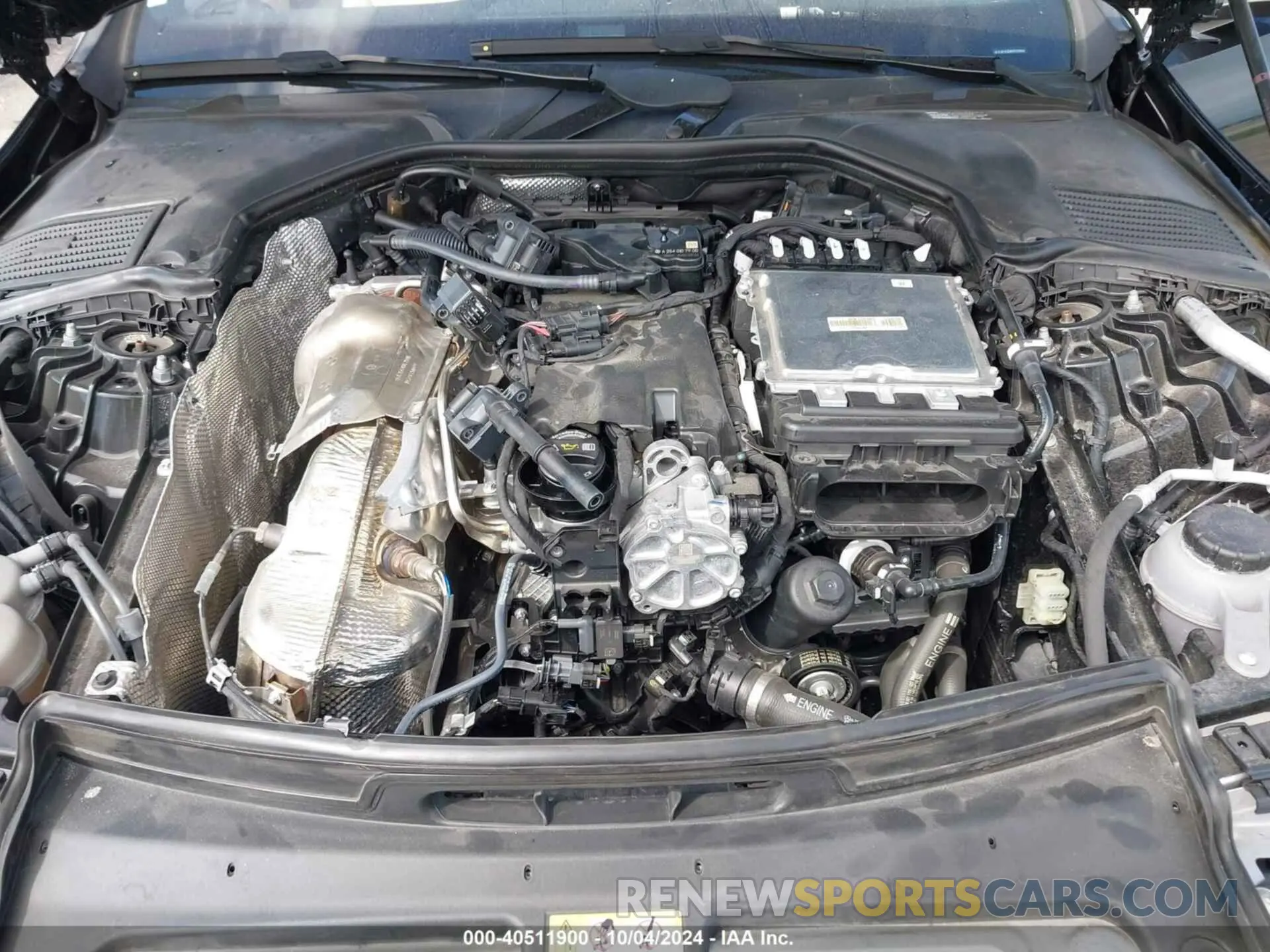 10 Photograph of a damaged car W1KAF4GB8NR020846 MERCEDES-BENZ C 300 2022