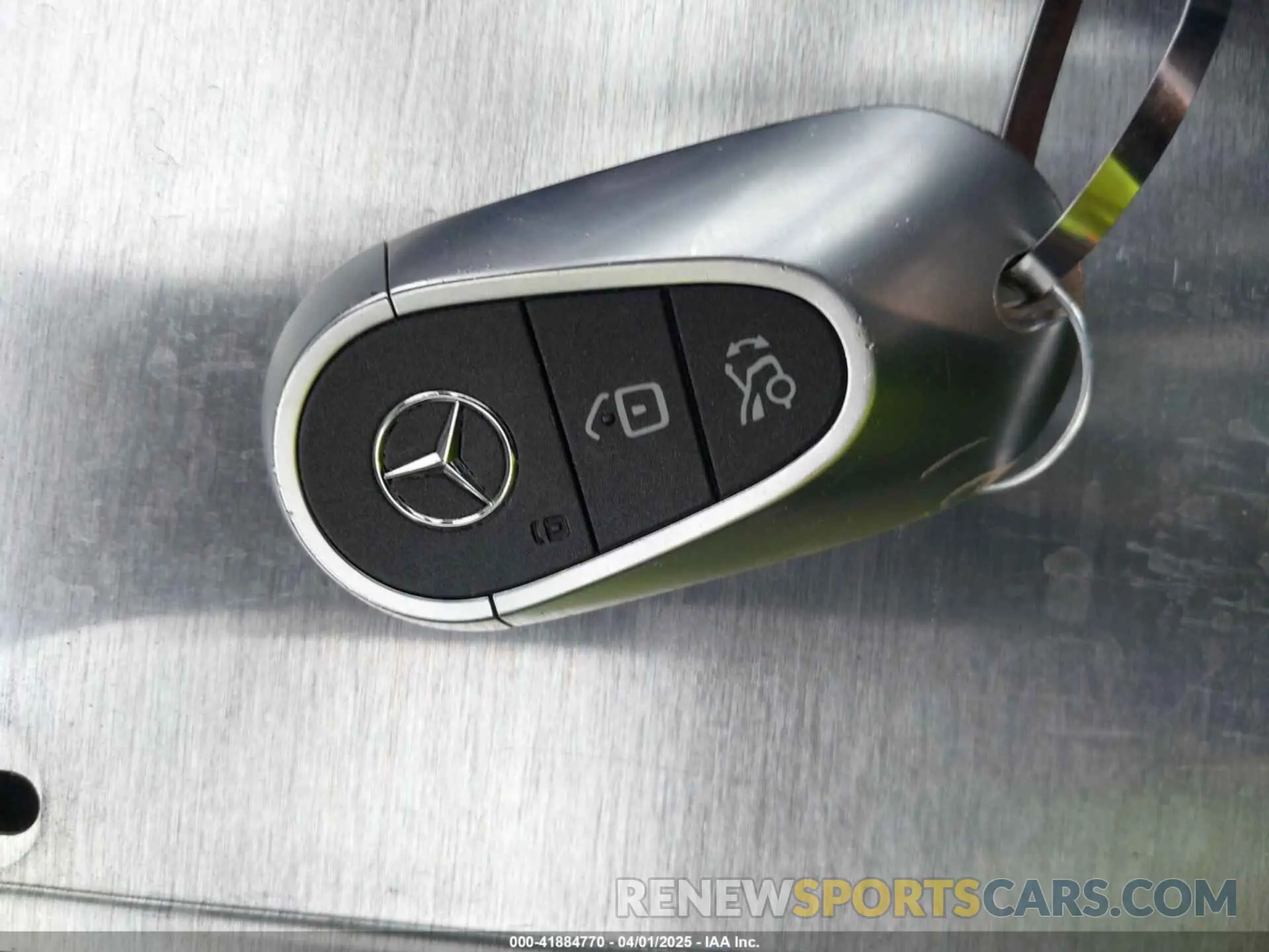 11 Photograph of a damaged car W1KAF4GB8NR046010 MERCEDES-BENZ C 300 2022
