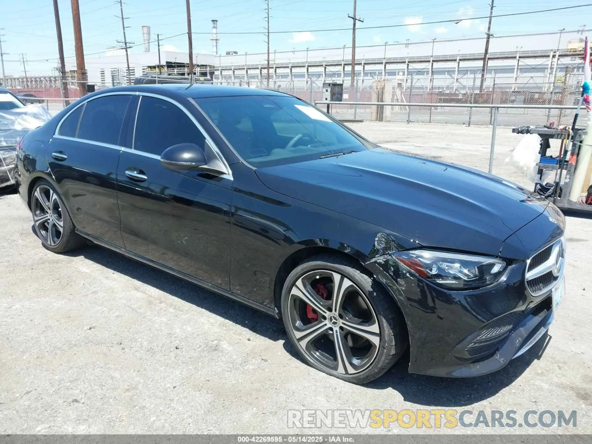 1 Photograph of a damaged car W1KAF4GB8NR066743 MERCEDES-BENZ C 300 2022