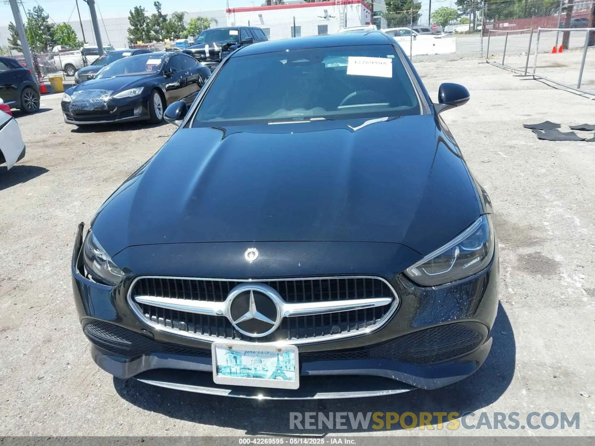 12 Photograph of a damaged car W1KAF4GB8NR066743 MERCEDES-BENZ C 300 2022