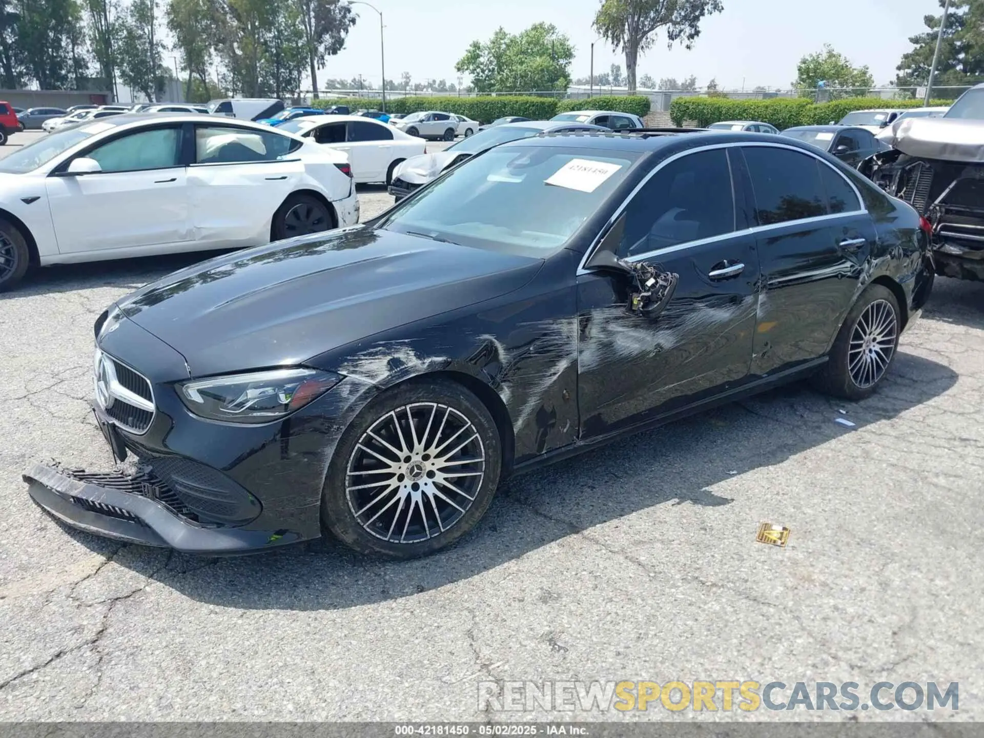 2 Photograph of a damaged car W1KAF4GB9NR017910 MERCEDES-BENZ C 300 2022