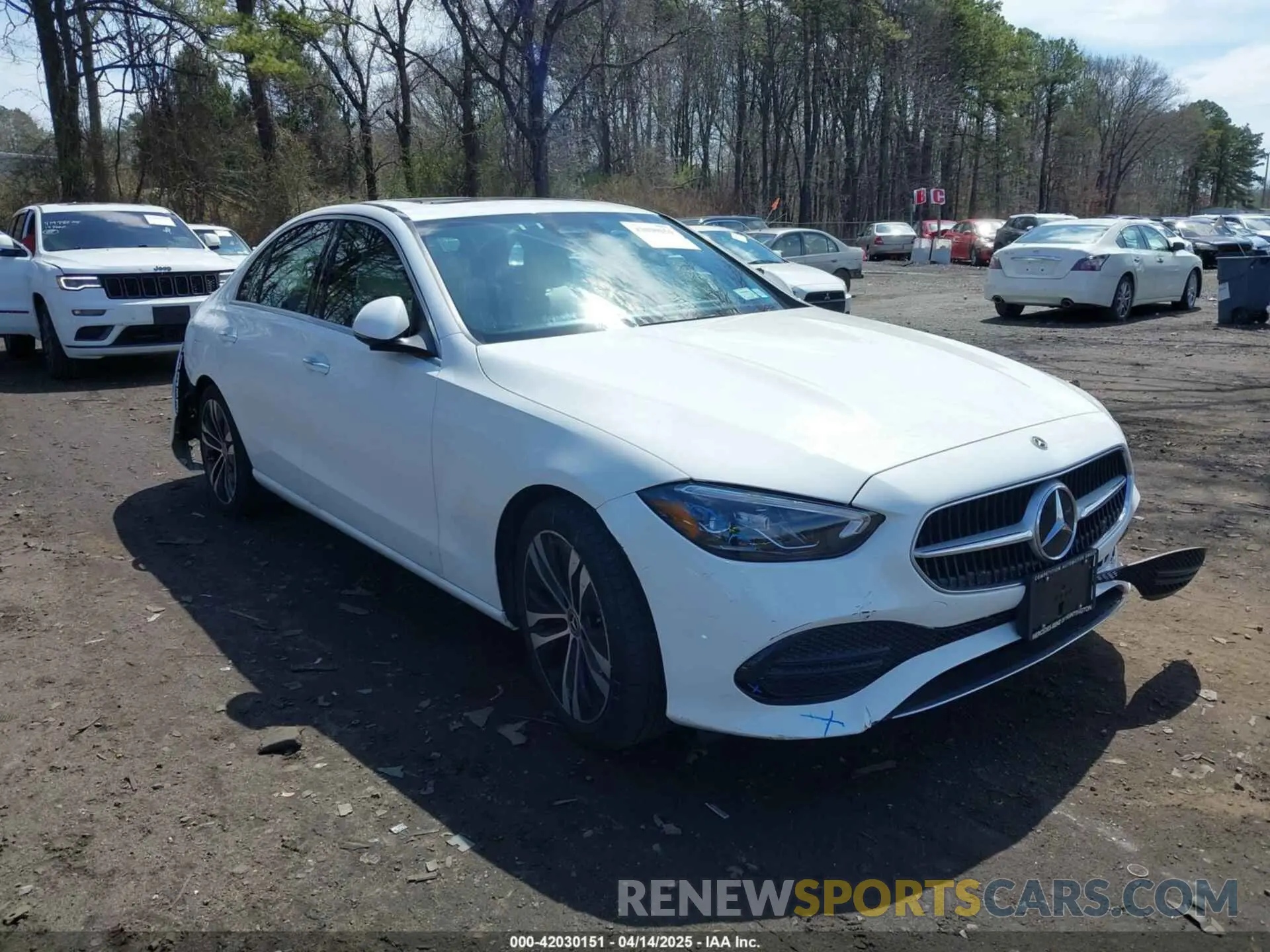 1 Photograph of a damaged car W1KAF4HB7NR034008 MERCEDES-BENZ C 300 2022