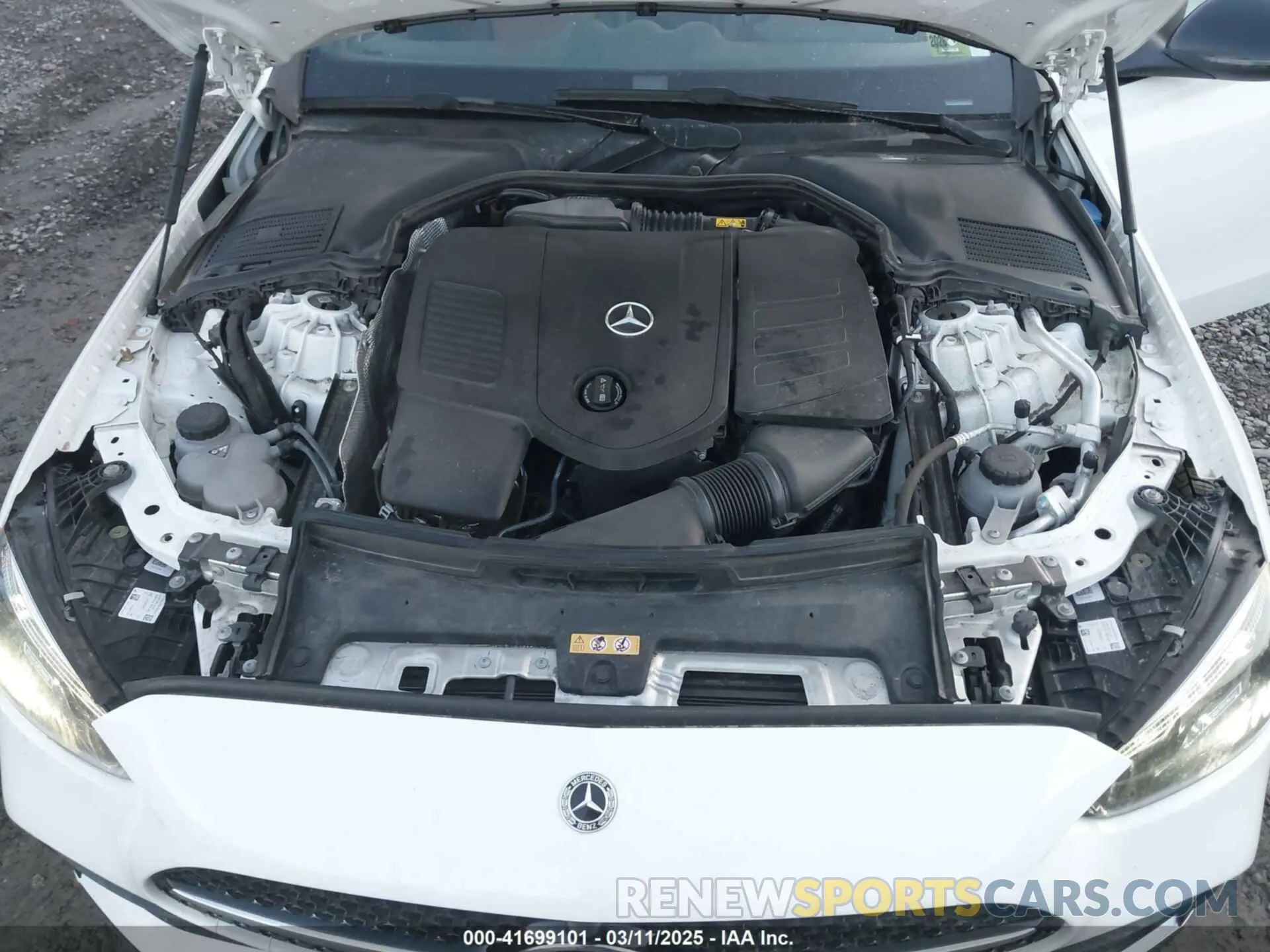 10 Photograph of a damaged car W1KAF4HB9NR043468 MERCEDES-BENZ C 300 2022