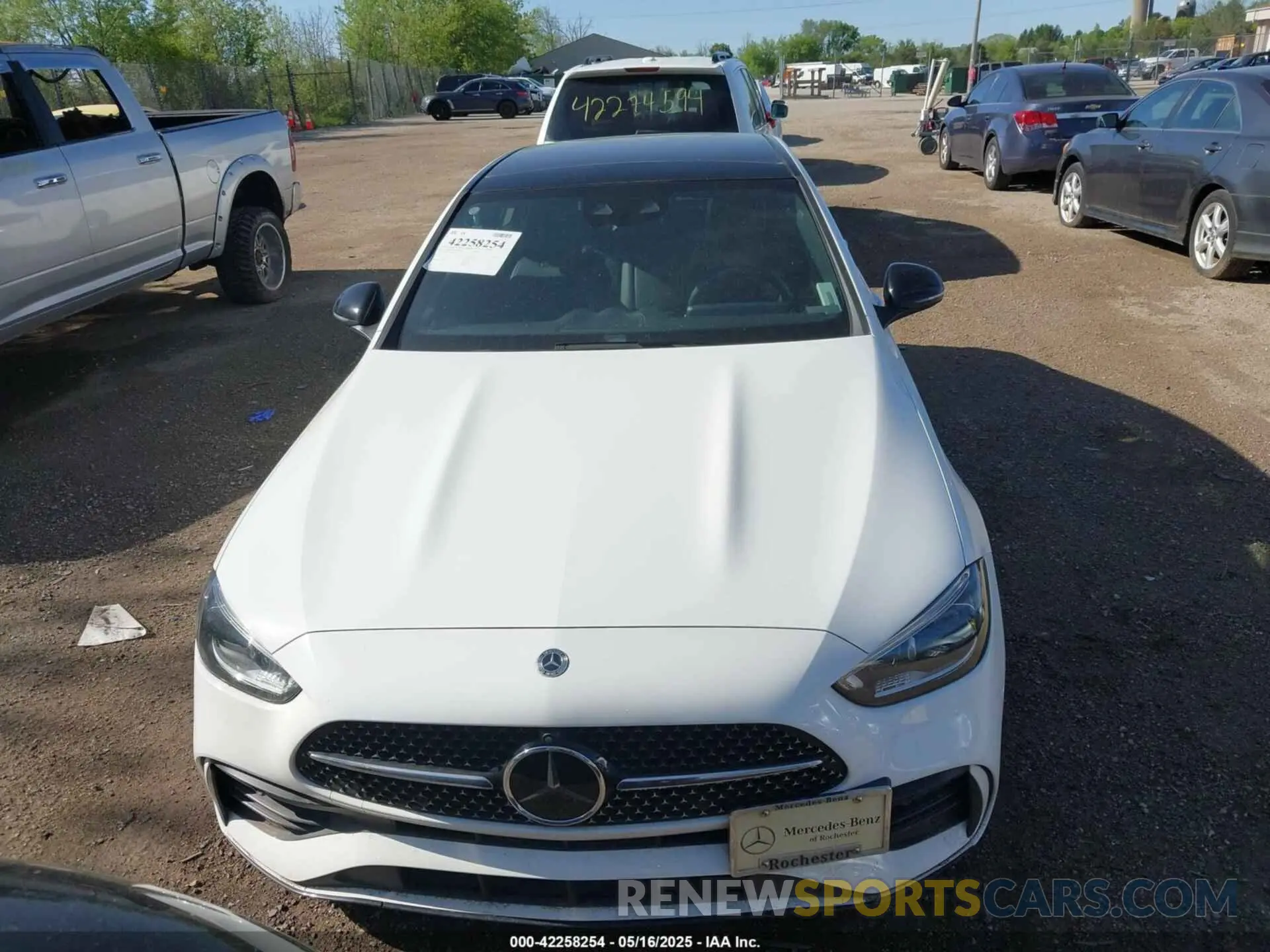 12 Photograph of a damaged car W1KAF4HBXNR049392 MERCEDES-BENZ C 300 2022
