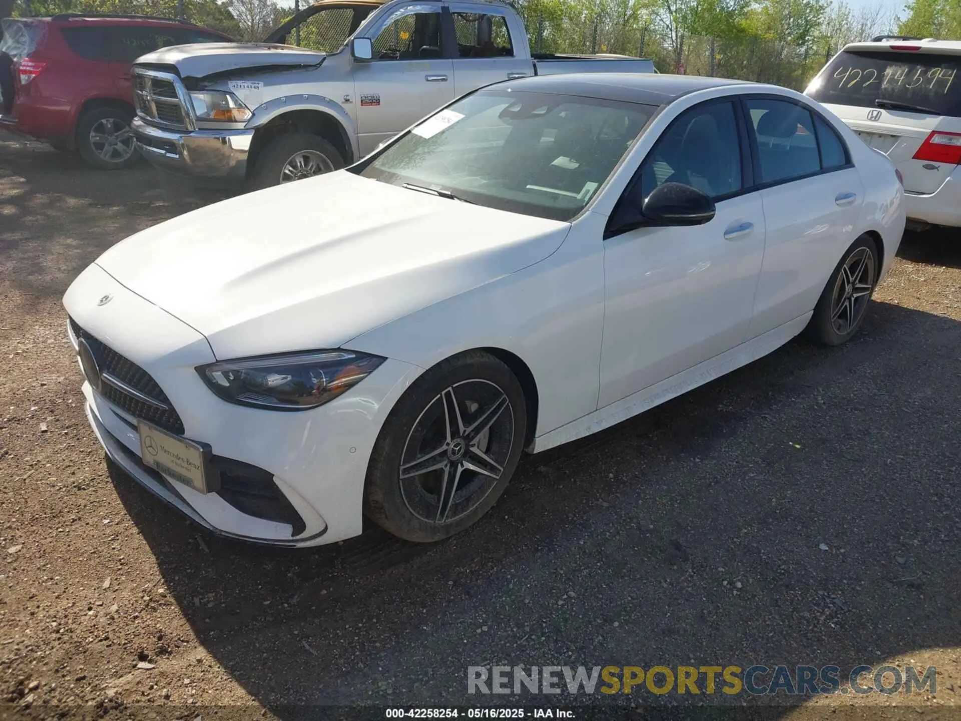 2 Photograph of a damaged car W1KAF4HBXNR049392 MERCEDES-BENZ C 300 2022