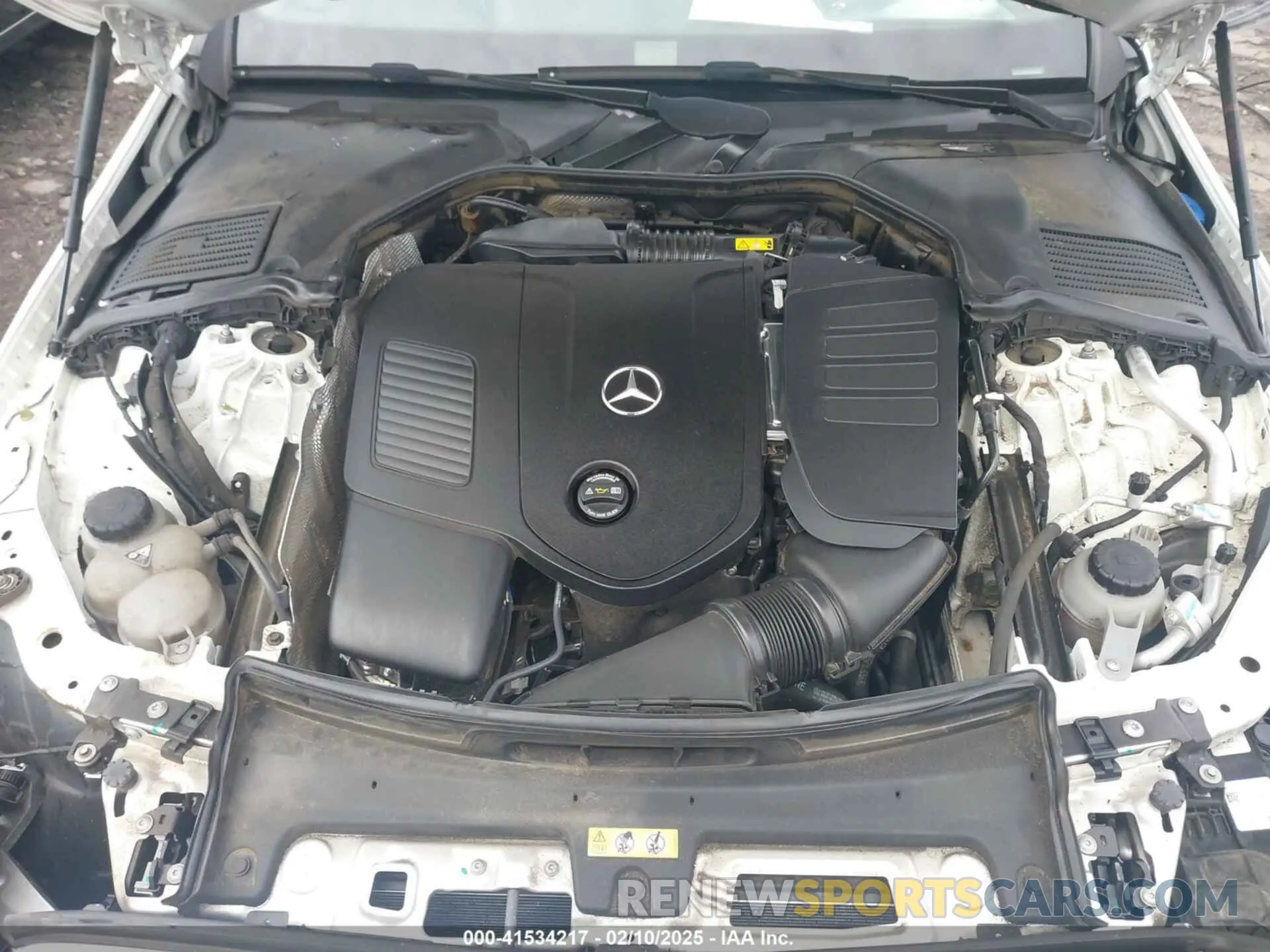 10 Photograph of a damaged car W1KAF4GB1PR093107 MERCEDES-BENZ C 300 2023