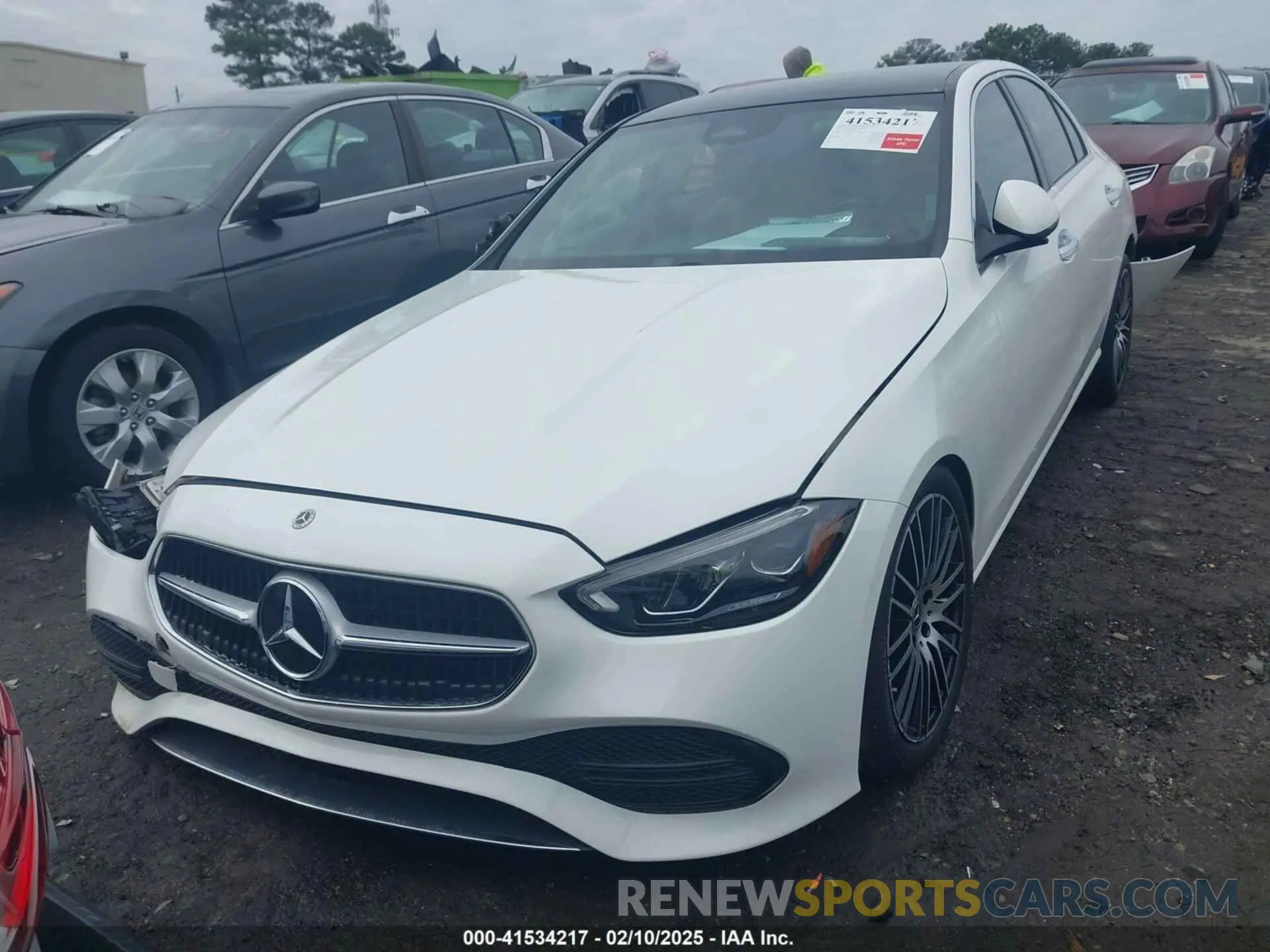 12 Photograph of a damaged car W1KAF4GB1PR093107 MERCEDES-BENZ C 300 2023