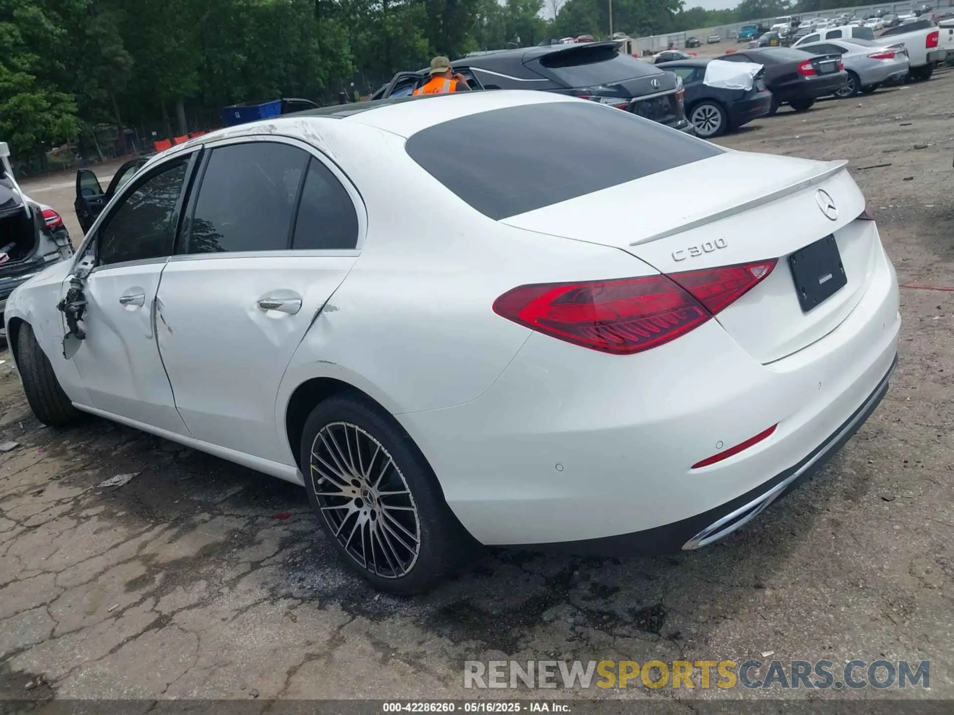 3 Photograph of a damaged car W1KAF4GB3PR089916 MERCEDES-BENZ C 300 2023