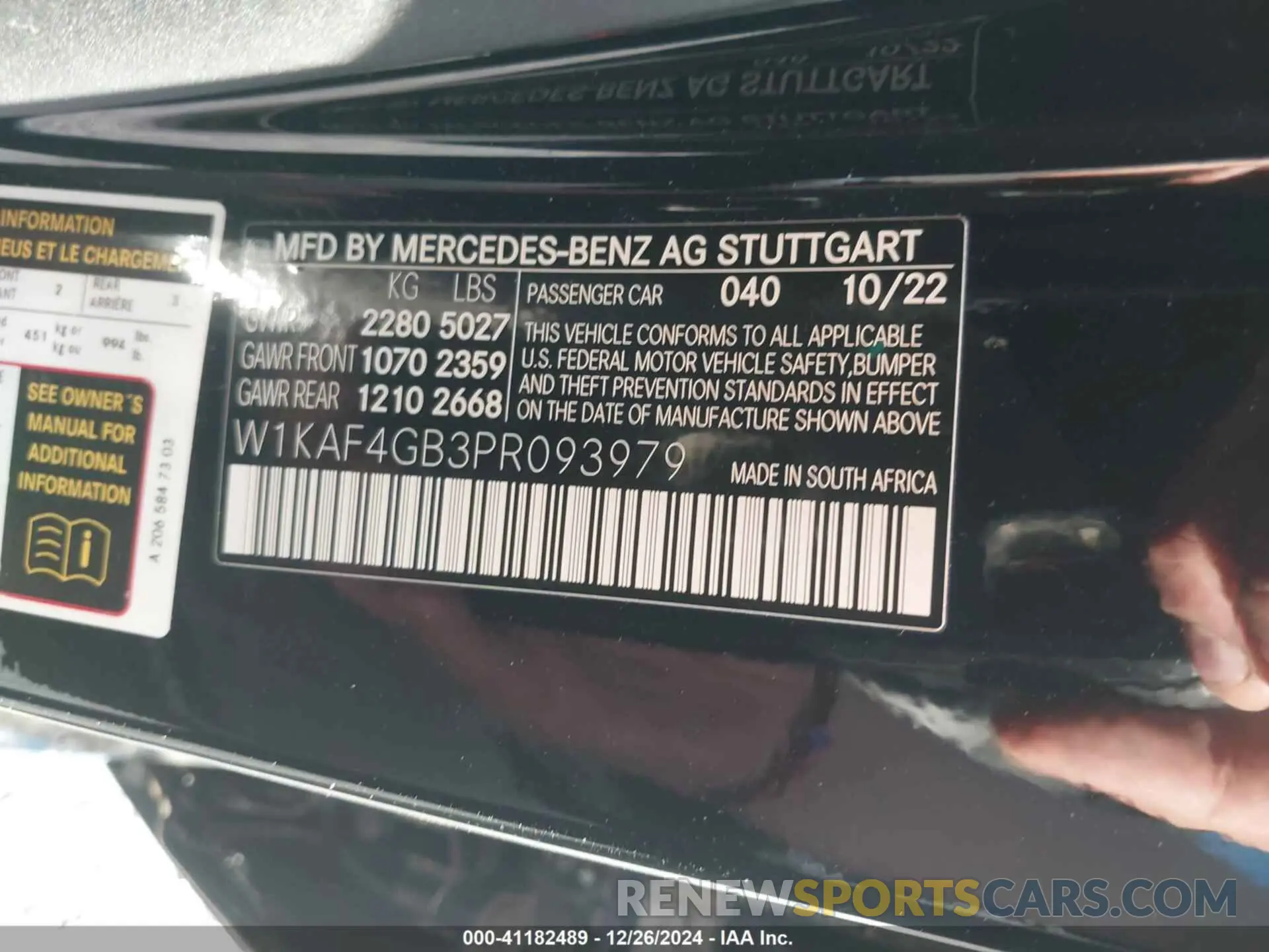 9 Photograph of a damaged car W1KAF4GB3PR093979 MERCEDES-BENZ C 300 2023