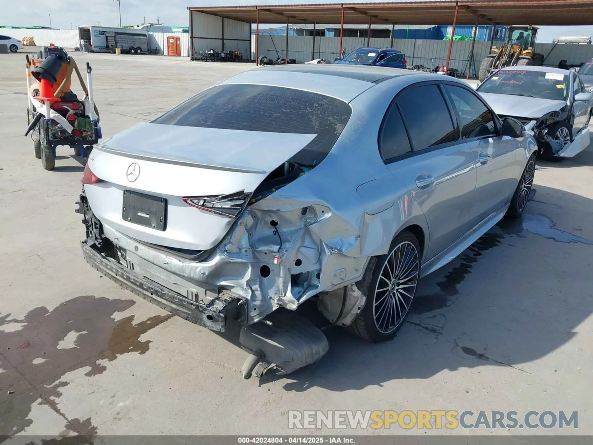 4 Photograph of a damaged car W1KAF4GB3PR106522 MERCEDES-BENZ C 300 2023