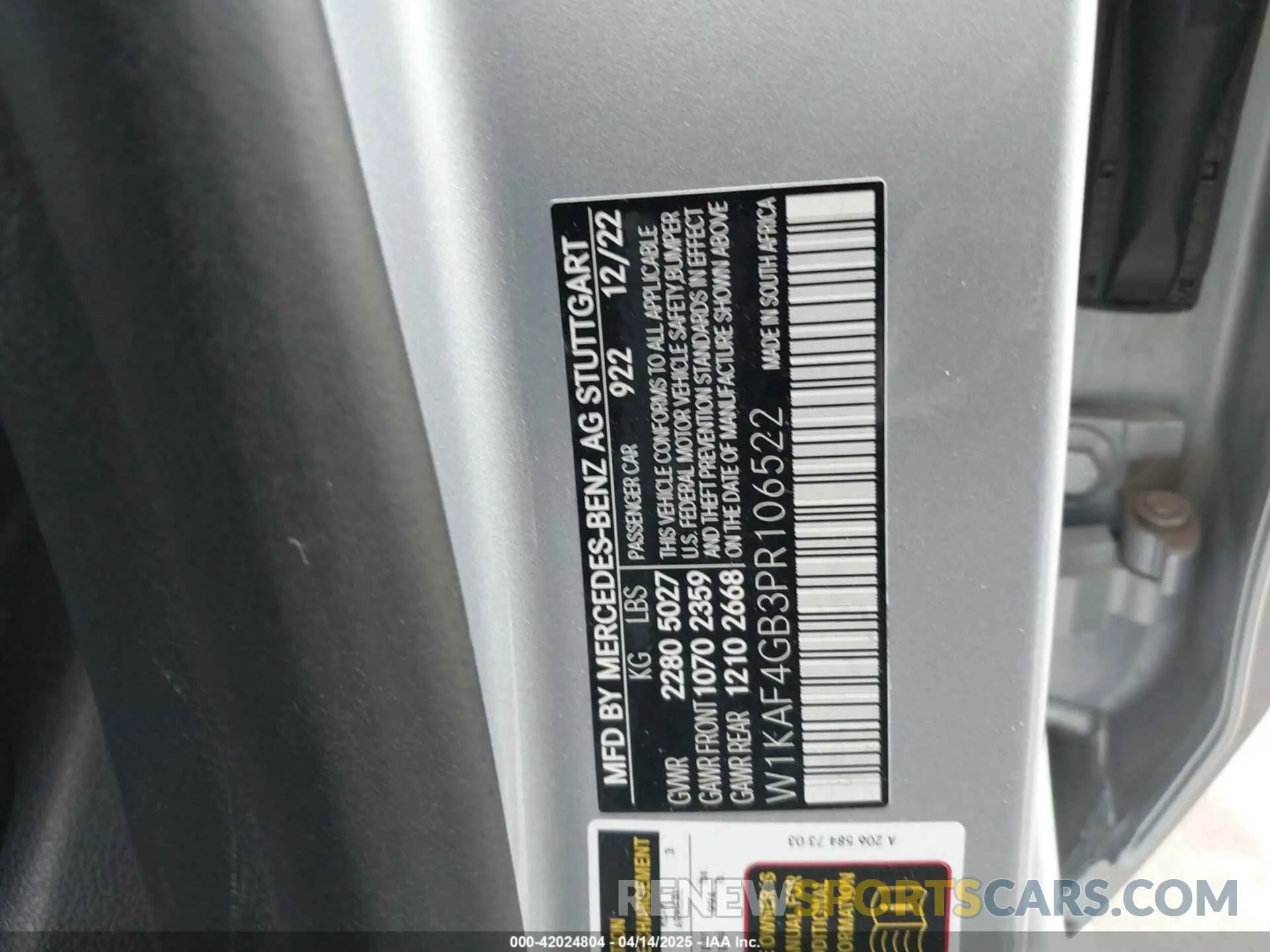 9 Photograph of a damaged car W1KAF4GB3PR106522 MERCEDES-BENZ C 300 2023