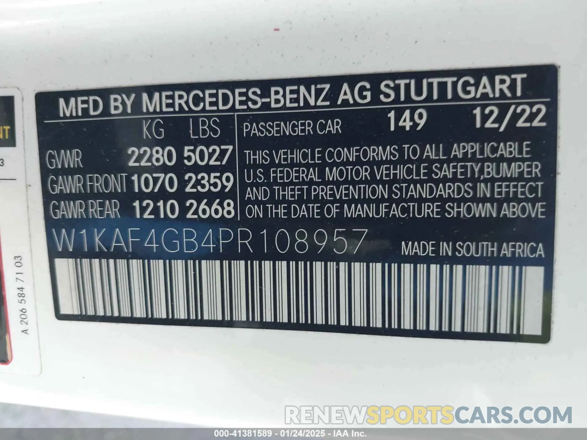 9 Photograph of a damaged car W1KAF4GB4PR108957 MERCEDES-BENZ C 300 2023