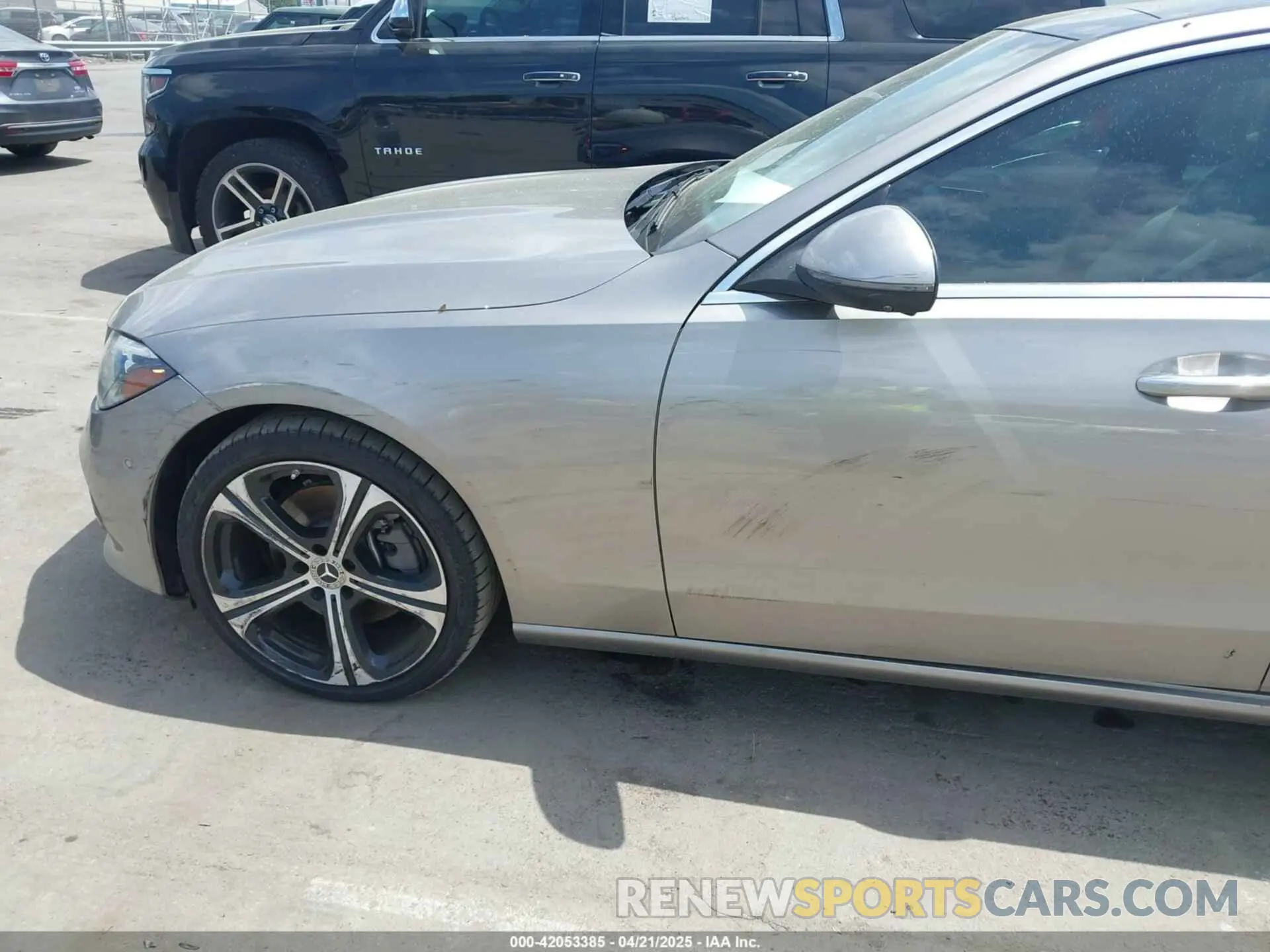 19 Photograph of a damaged car W1KAF4GB6PR150935 MERCEDES-BENZ C 300 2023