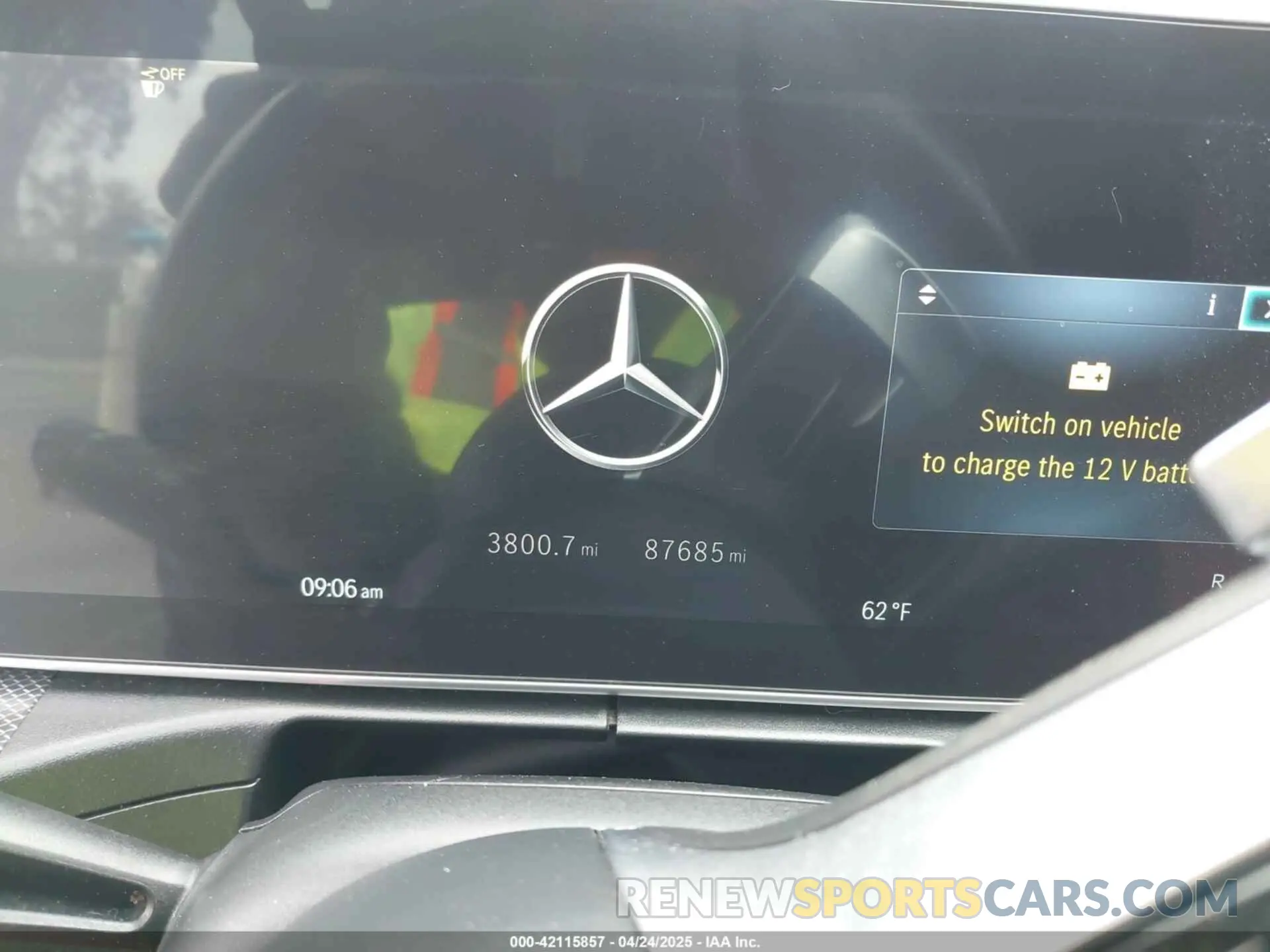 15 Photograph of a damaged car W1KAF4GB8PR136695 MERCEDES-BENZ C 300 2023