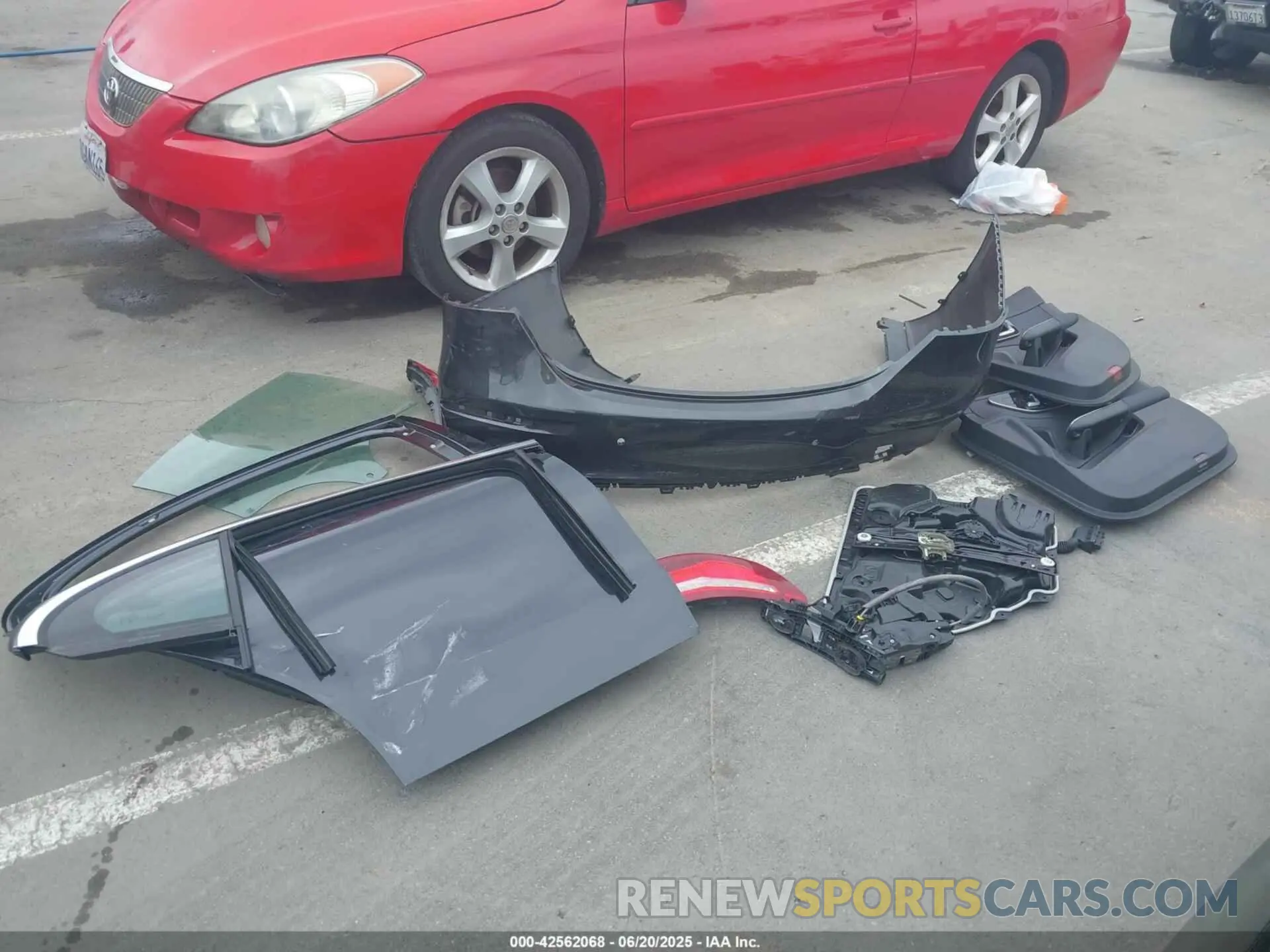 12 Photograph of a damaged car W1KAF4GB8PR144957 MERCEDES-BENZ C 300 2023