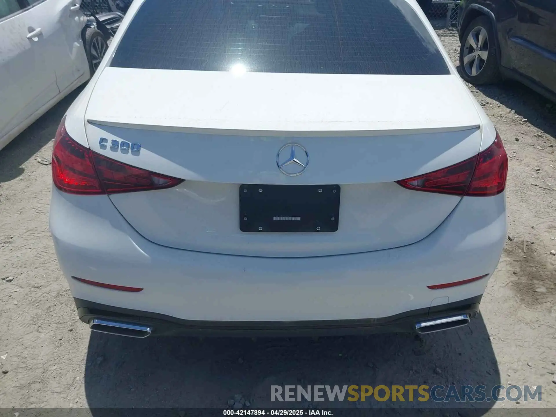 16 Photograph of a damaged car W1KAF4GB9PR090892 MERCEDES-BENZ C 300 2023