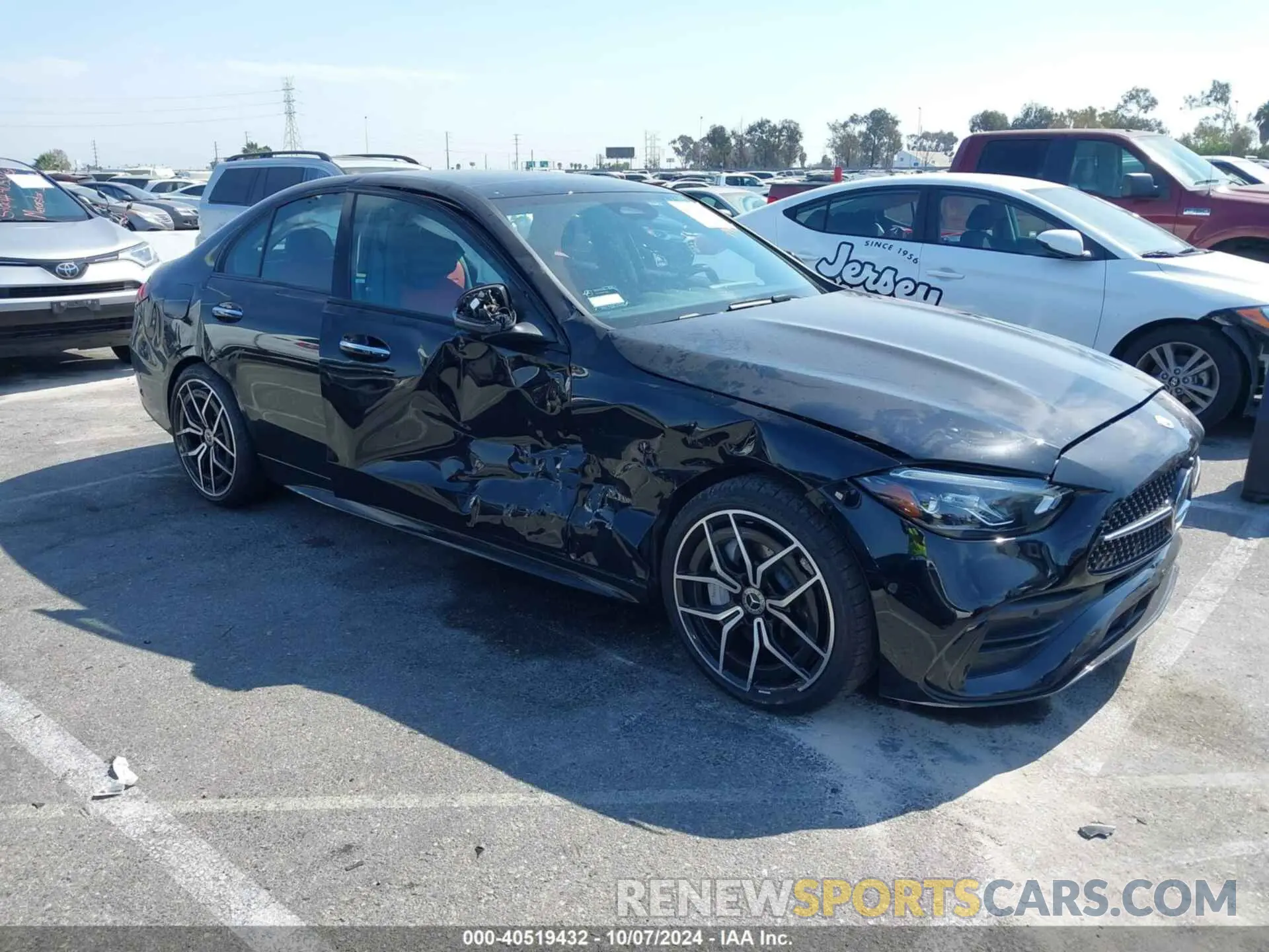 1 Photograph of a damaged car W1KAF4GB9PR130775 MERCEDES-BENZ C 300 2023