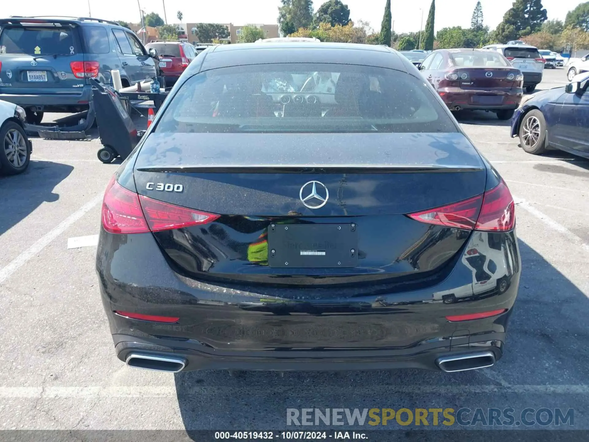 16 Photograph of a damaged car W1KAF4GB9PR130775 MERCEDES-BENZ C 300 2023