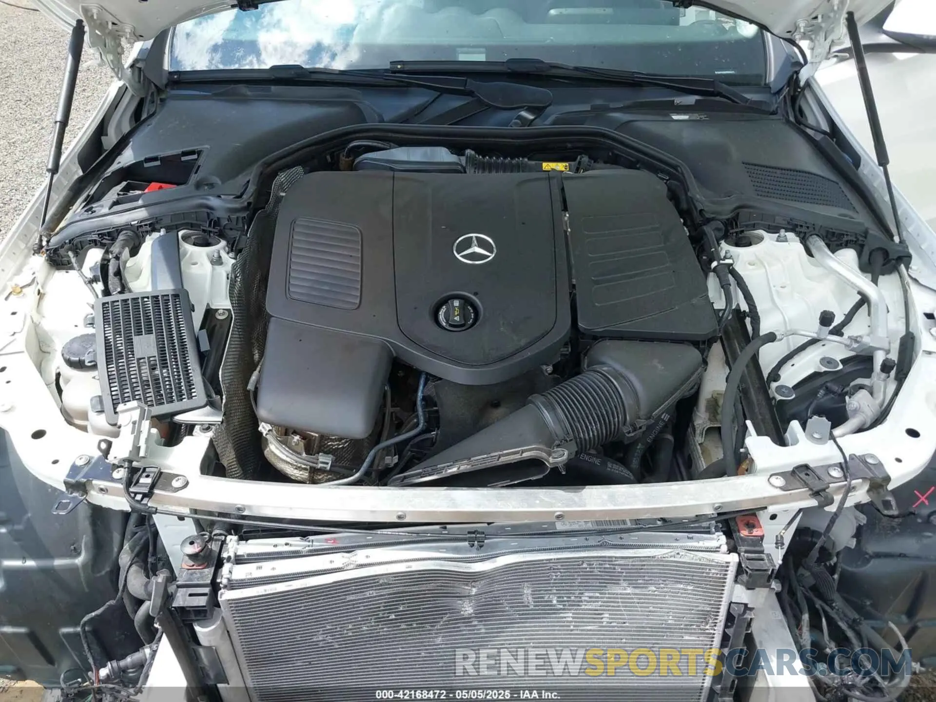 10 Photograph of a damaged car W1KAF4GBXPR094272 MERCEDES-BENZ C 300 2023