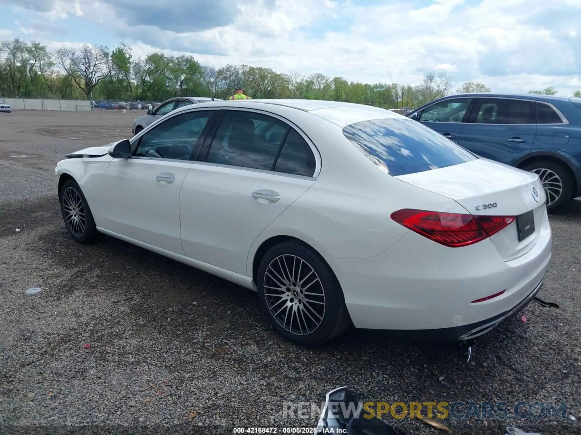 3 Photograph of a damaged car W1KAF4GBXPR094272 MERCEDES-BENZ C 300 2023