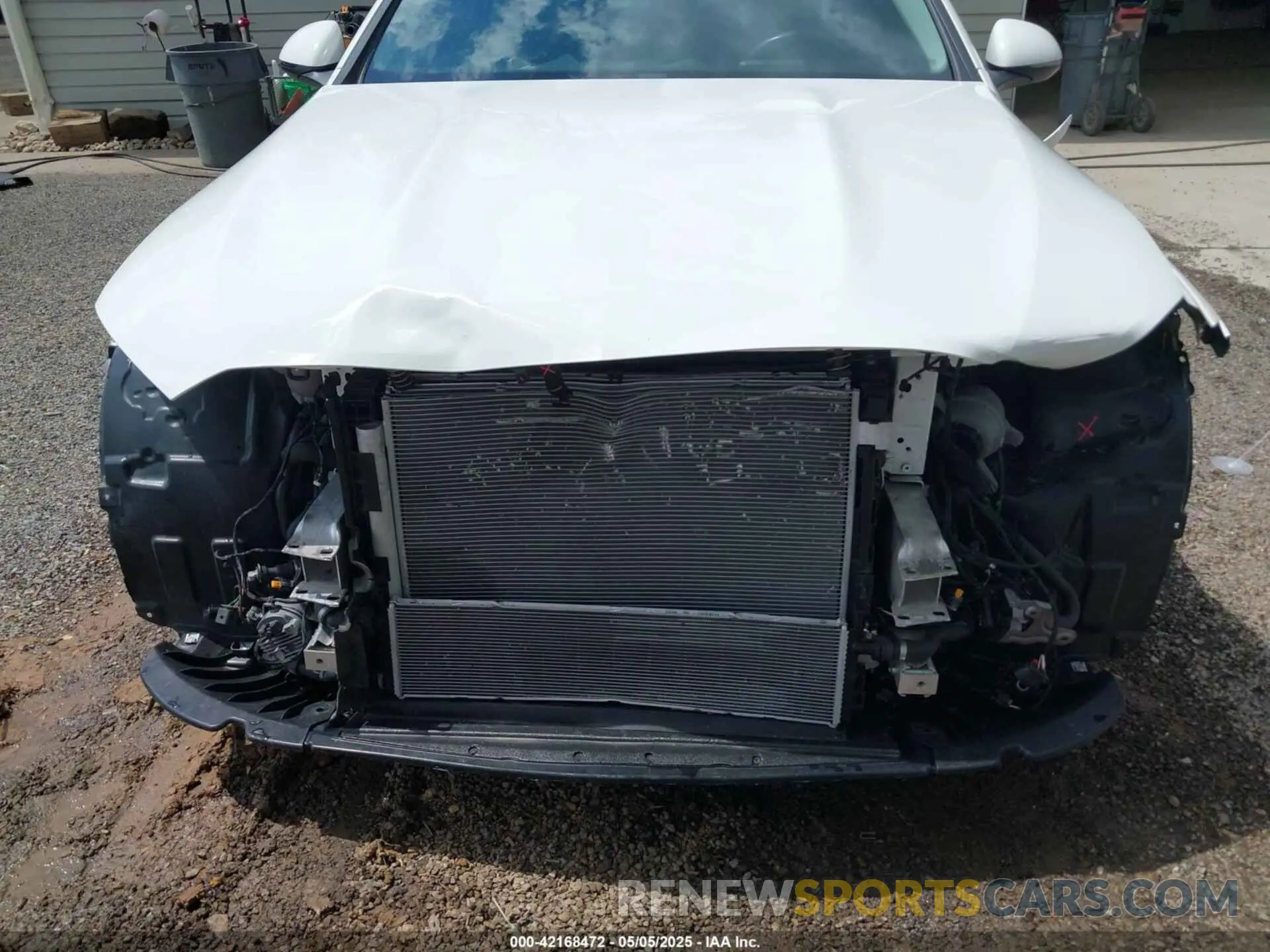 6 Photograph of a damaged car W1KAF4GBXPR094272 MERCEDES-BENZ C 300 2023