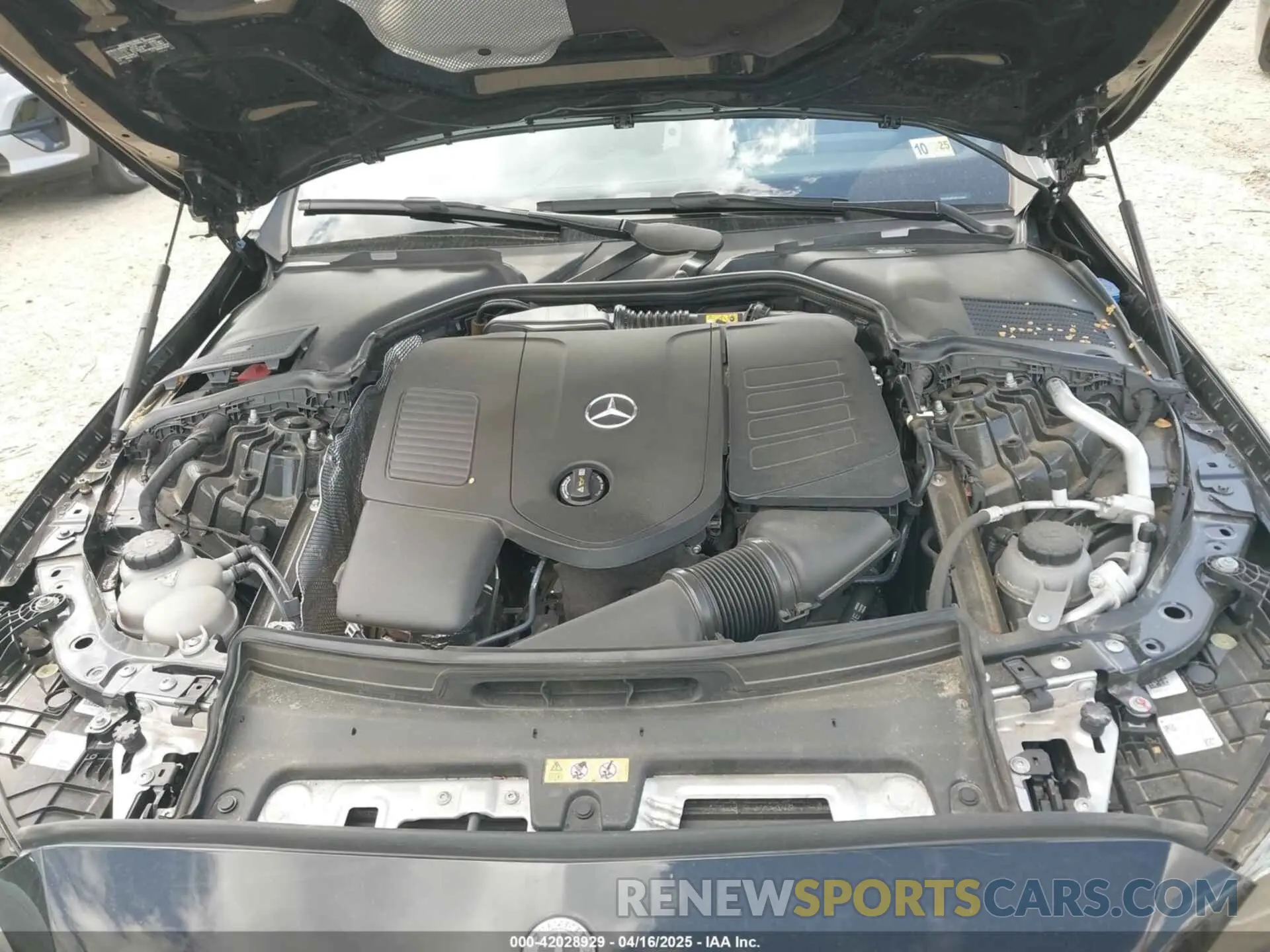 10 Photograph of a damaged car W1KAF4HB1PR122331 MERCEDES-BENZ C 300 2023