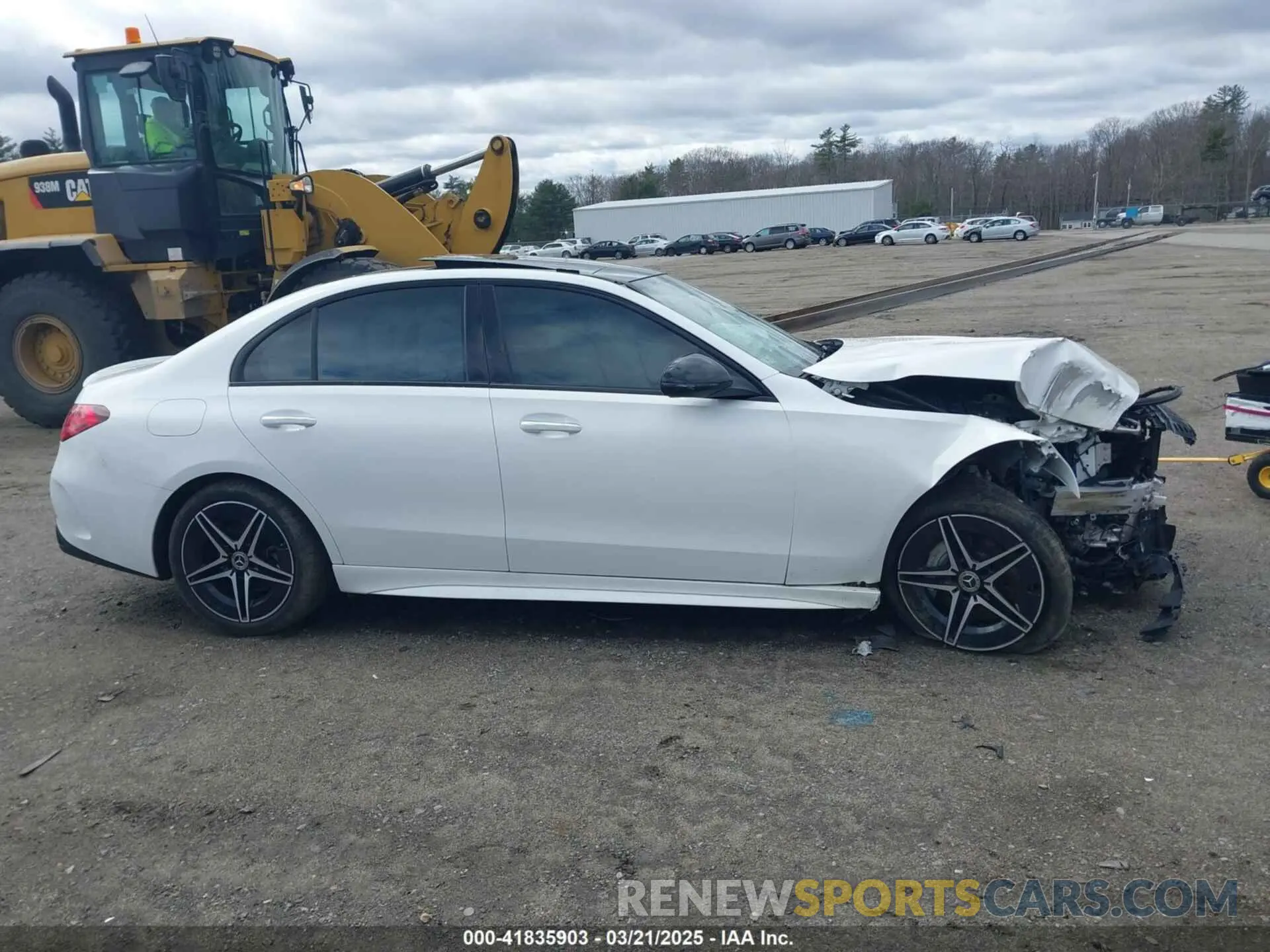 14 Photograph of a damaged car W1KAF4HB2PR082535 MERCEDES-BENZ C 300 2023