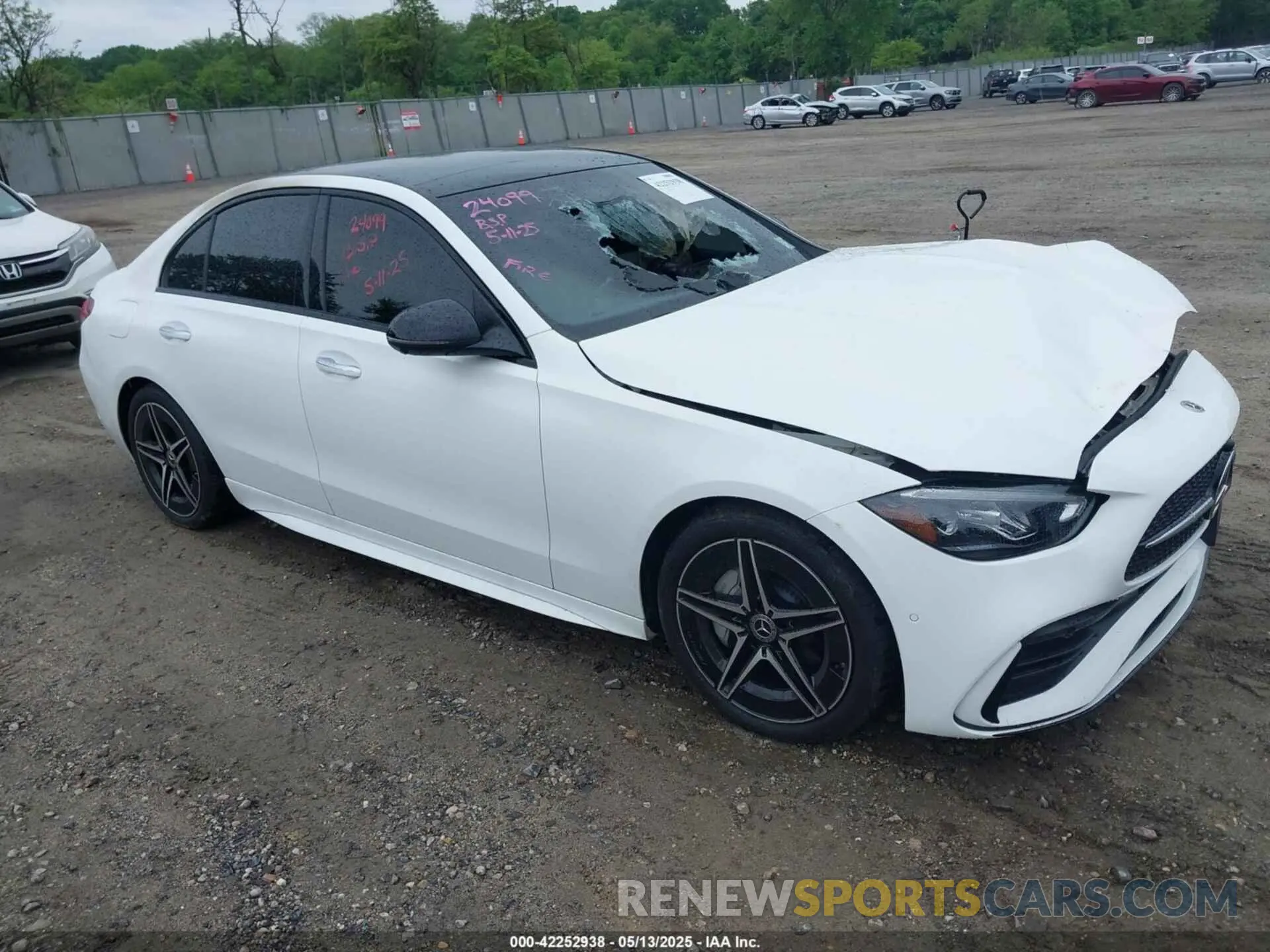 1 Photograph of a damaged car W1KAF4HB6PR151260 MERCEDES-BENZ C 300 2023