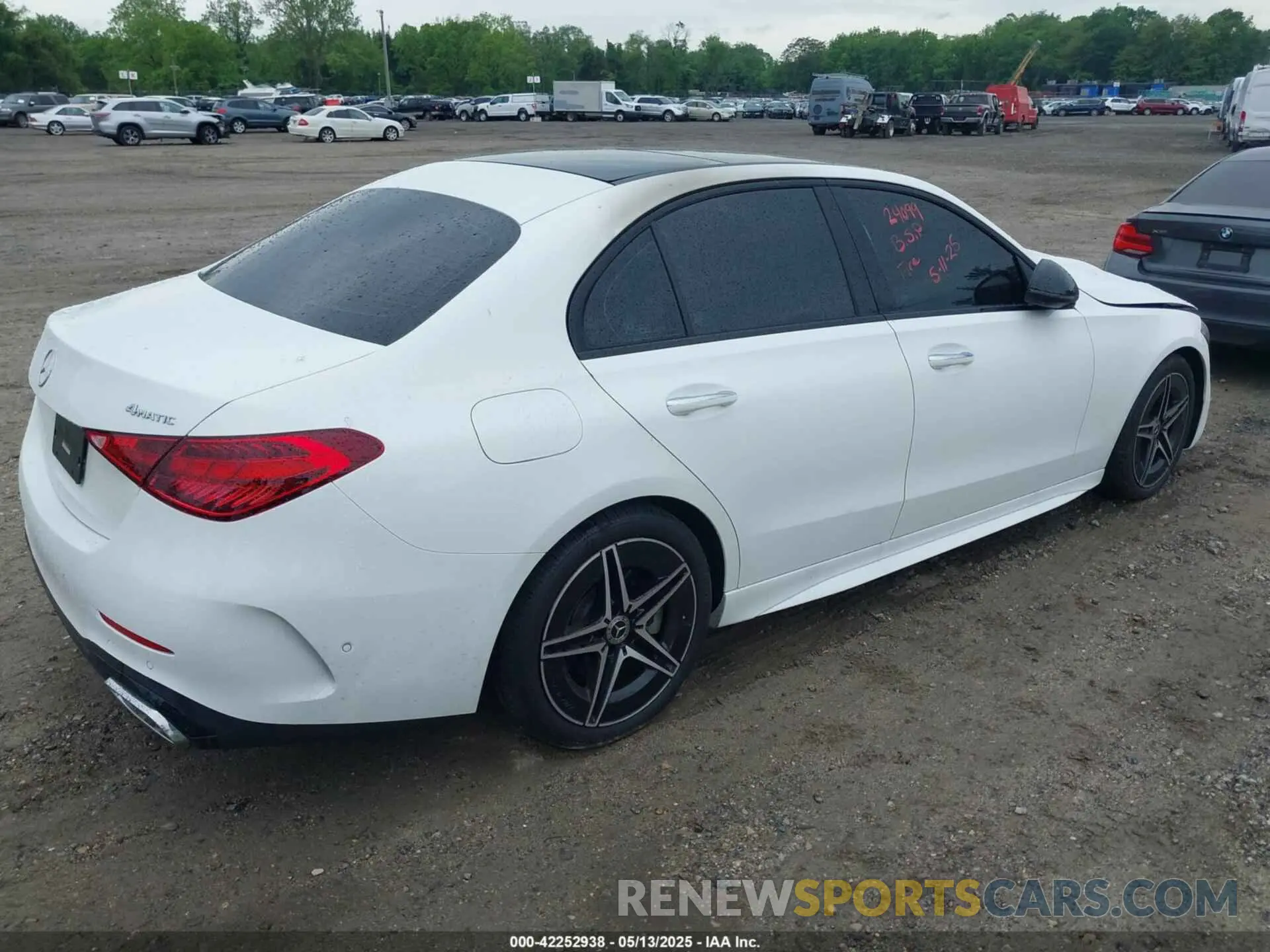 4 Photograph of a damaged car W1KAF4HB6PR151260 MERCEDES-BENZ C 300 2023