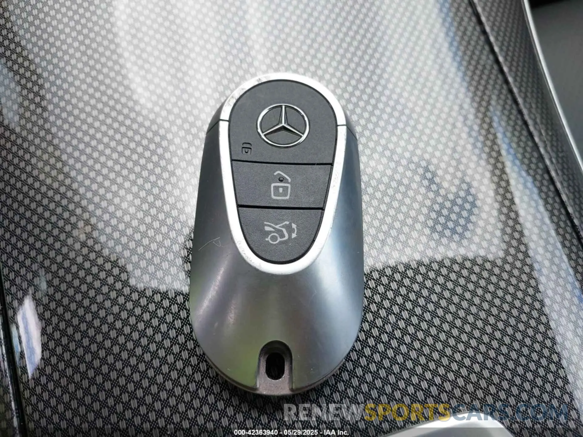 11 Photograph of a damaged car W1KAF4HB7PR120535 MERCEDES-BENZ C 300 2023