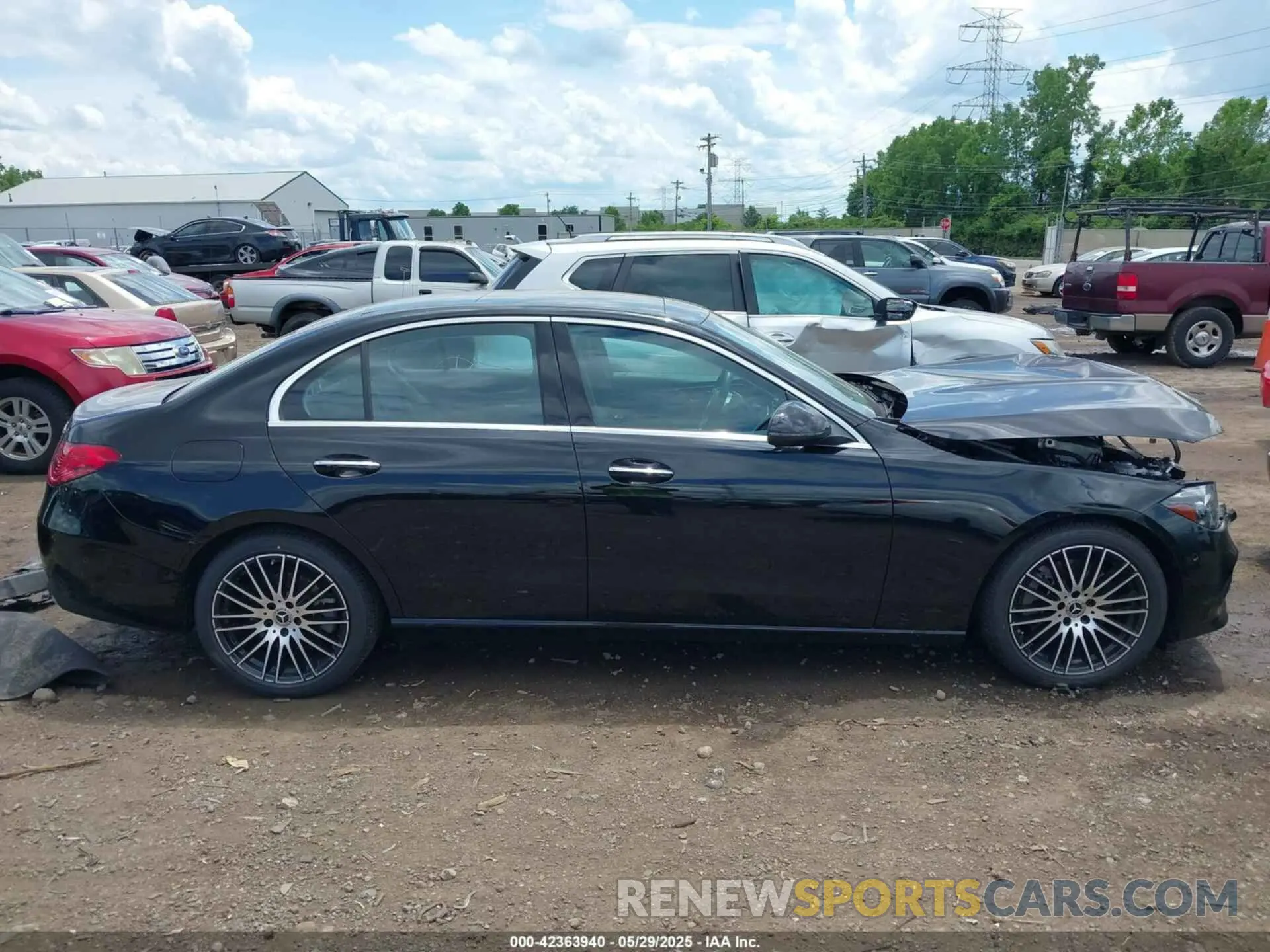 13 Photograph of a damaged car W1KAF4HB7PR120535 MERCEDES-BENZ C 300 2023