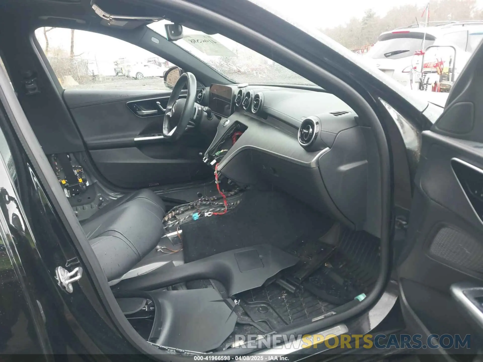 5 Photograph of a damaged car W1KAF4HB8PR109186 MERCEDES-BENZ C 300 2023