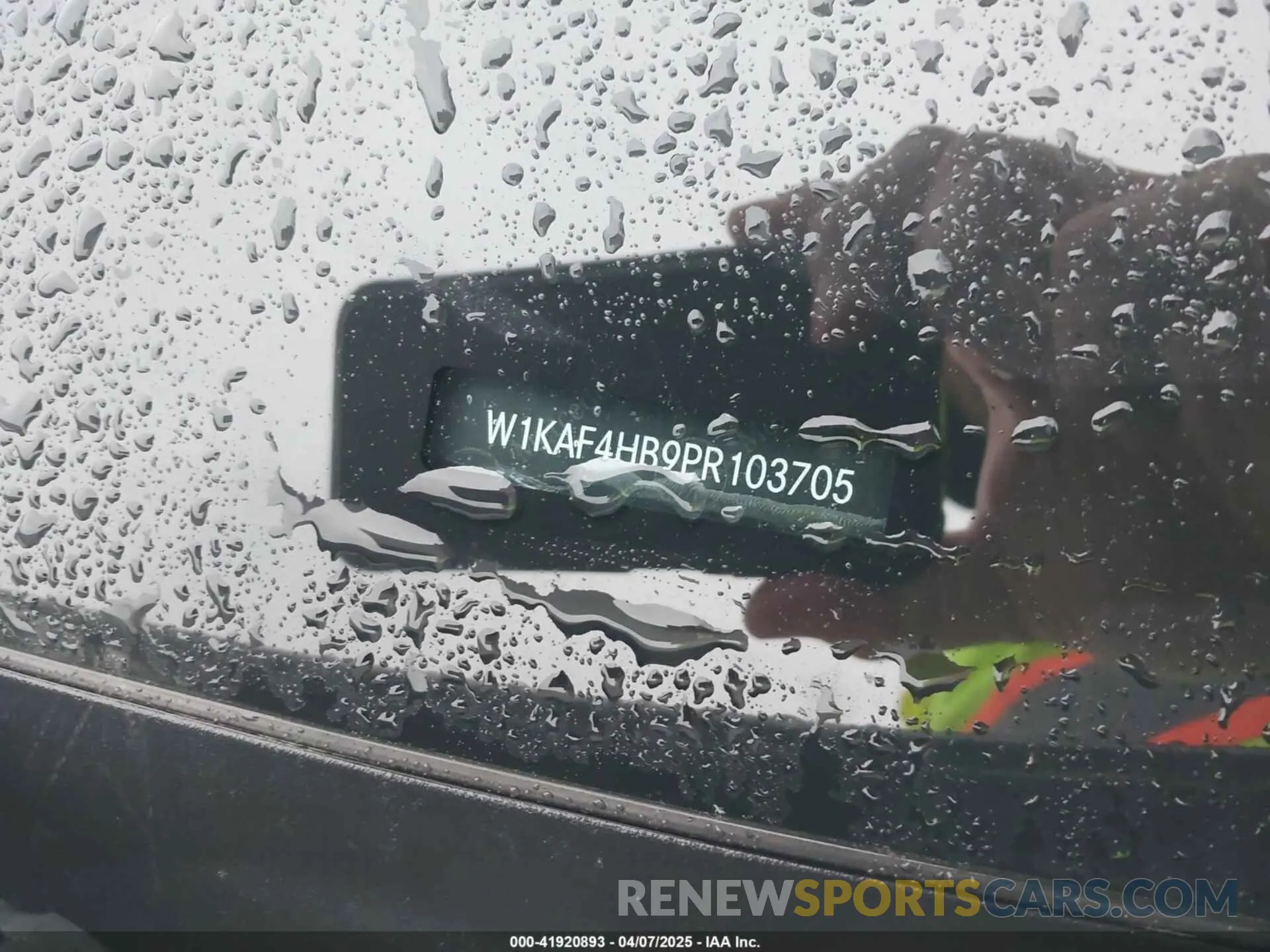 17 Photograph of a damaged car W1KAF4HB9PR103705 MERCEDES-BENZ C 300 2023