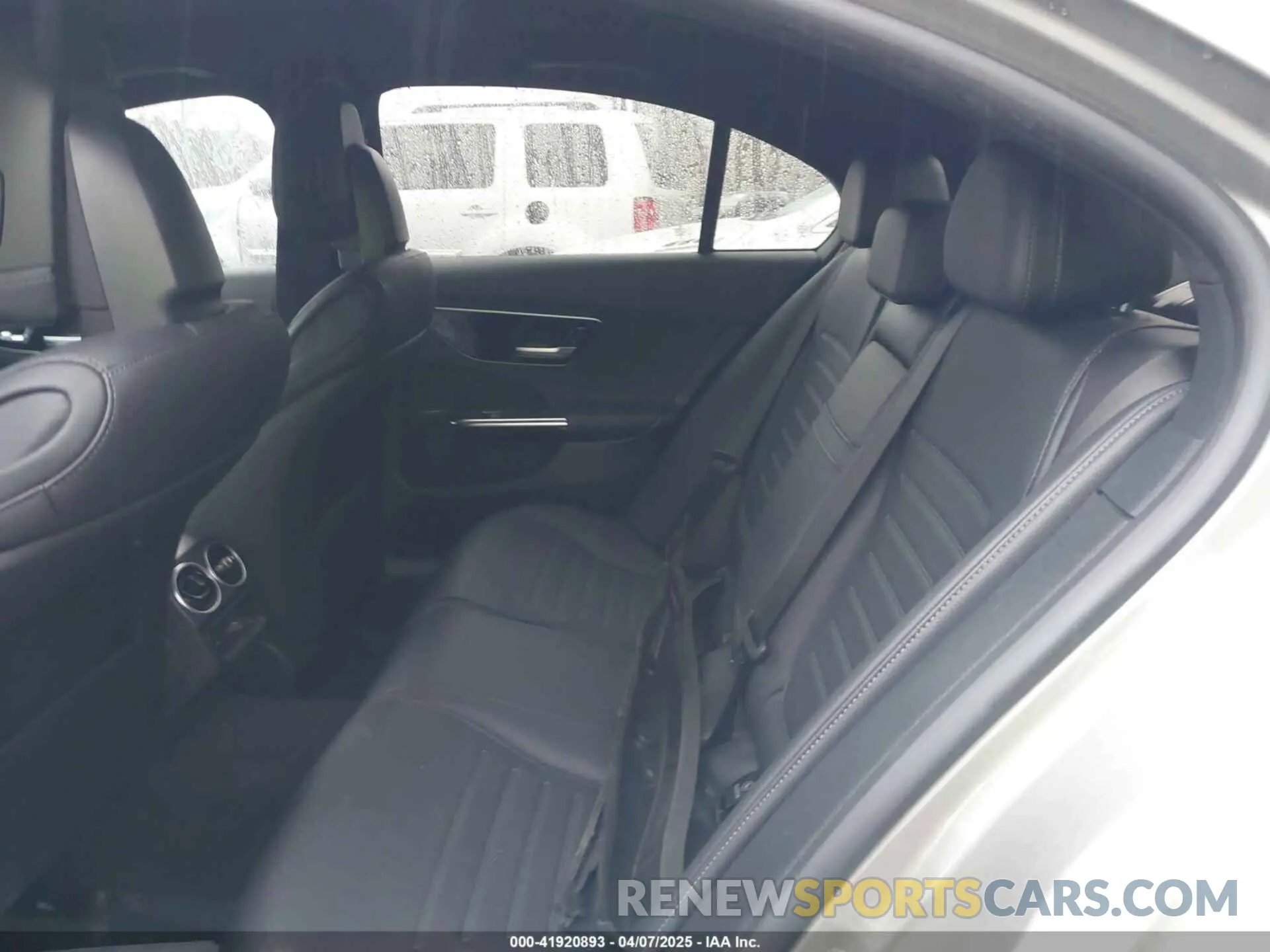 8 Photograph of a damaged car W1KAF4HB9PR103705 MERCEDES-BENZ C 300 2023