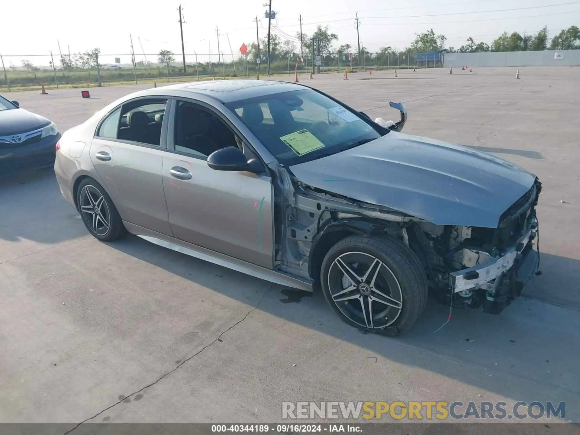 1 Photograph of a damaged car W1KAF4HB9PR153357 MERCEDES-BENZ C 300 2023