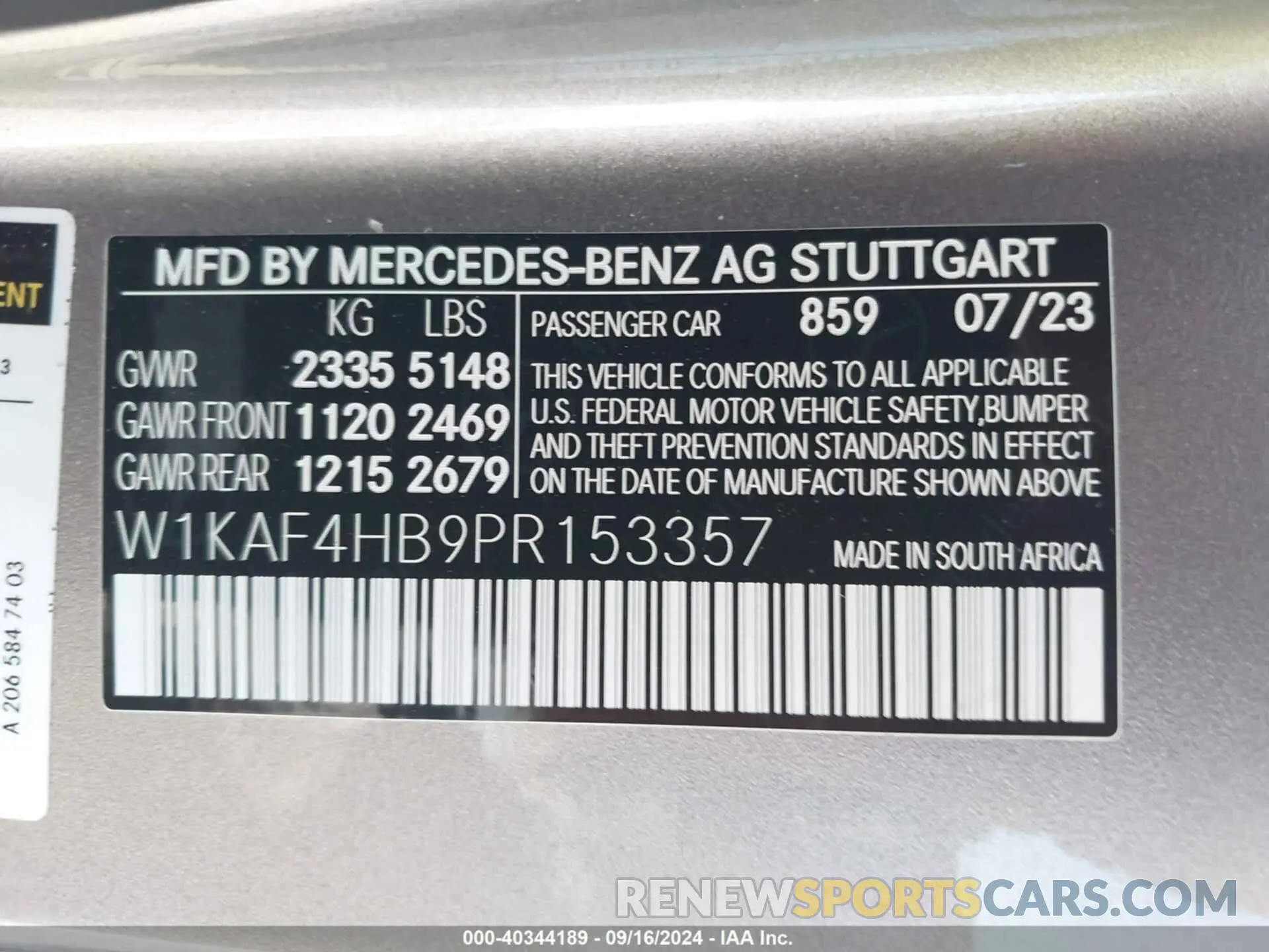 9 Photograph of a damaged car W1KAF4HB9PR153357 MERCEDES-BENZ C 300 2023