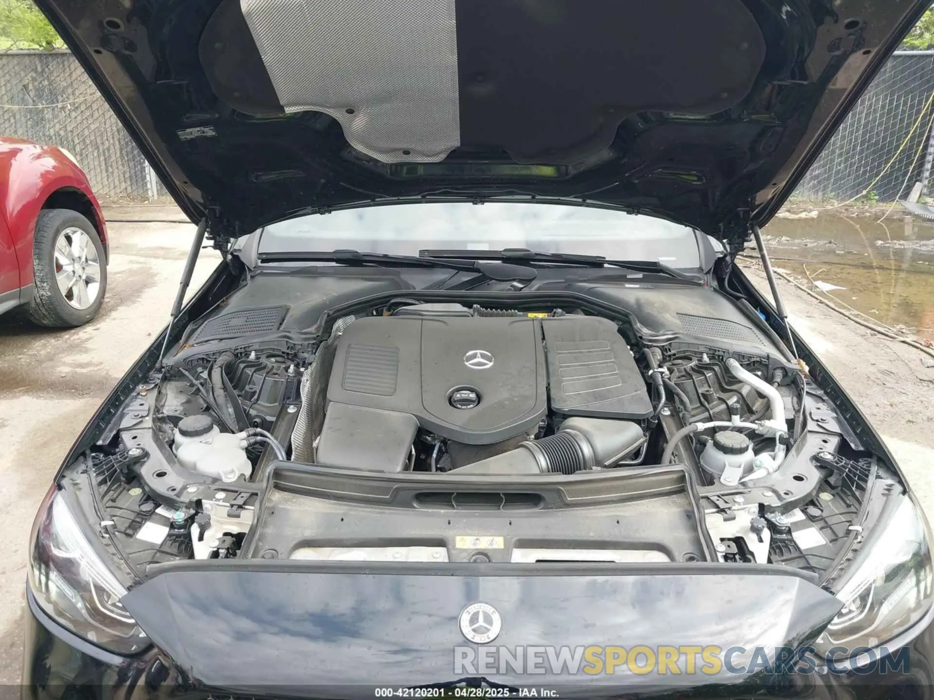 10 Photograph of a damaged car W1KAF4HBXPR102658 MERCEDES-BENZ C 300 2023