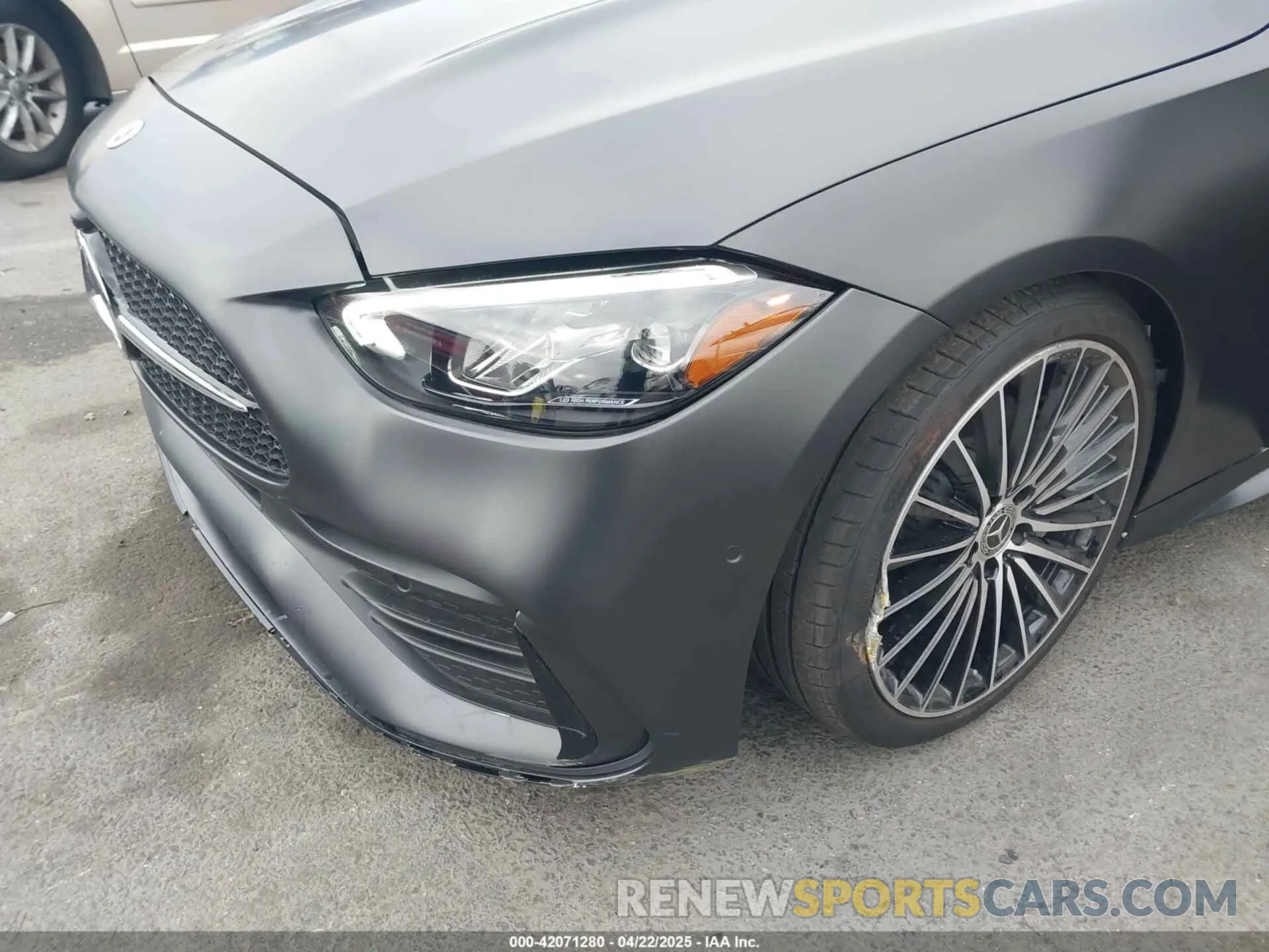 6 Photograph of a damaged car W1KAF4GB0RR228984 MERCEDES-BENZ C 300 2024