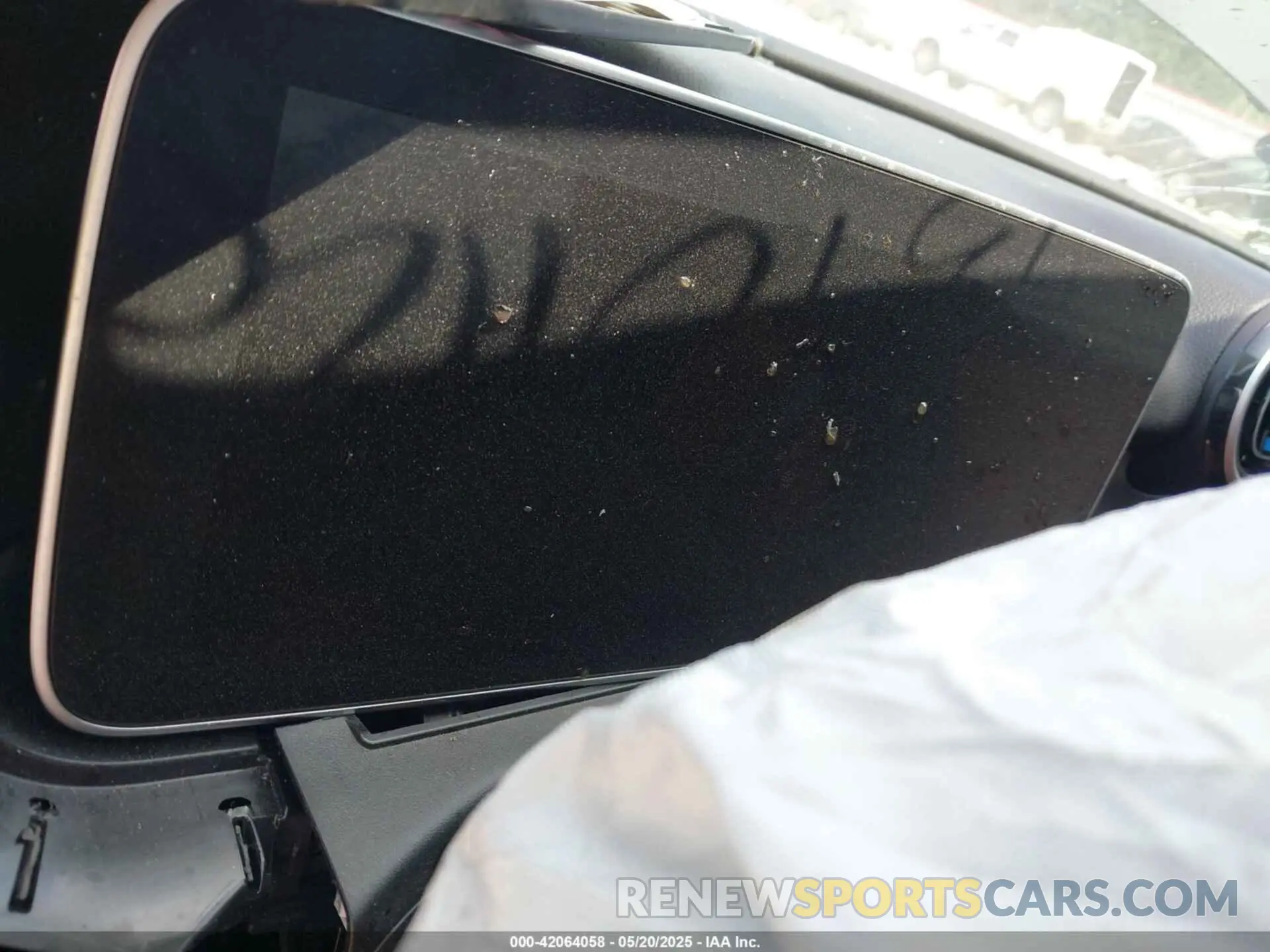 15 Photograph of a damaged car W1KAF4GB1RR172876 MERCEDES-BENZ C 300 2024