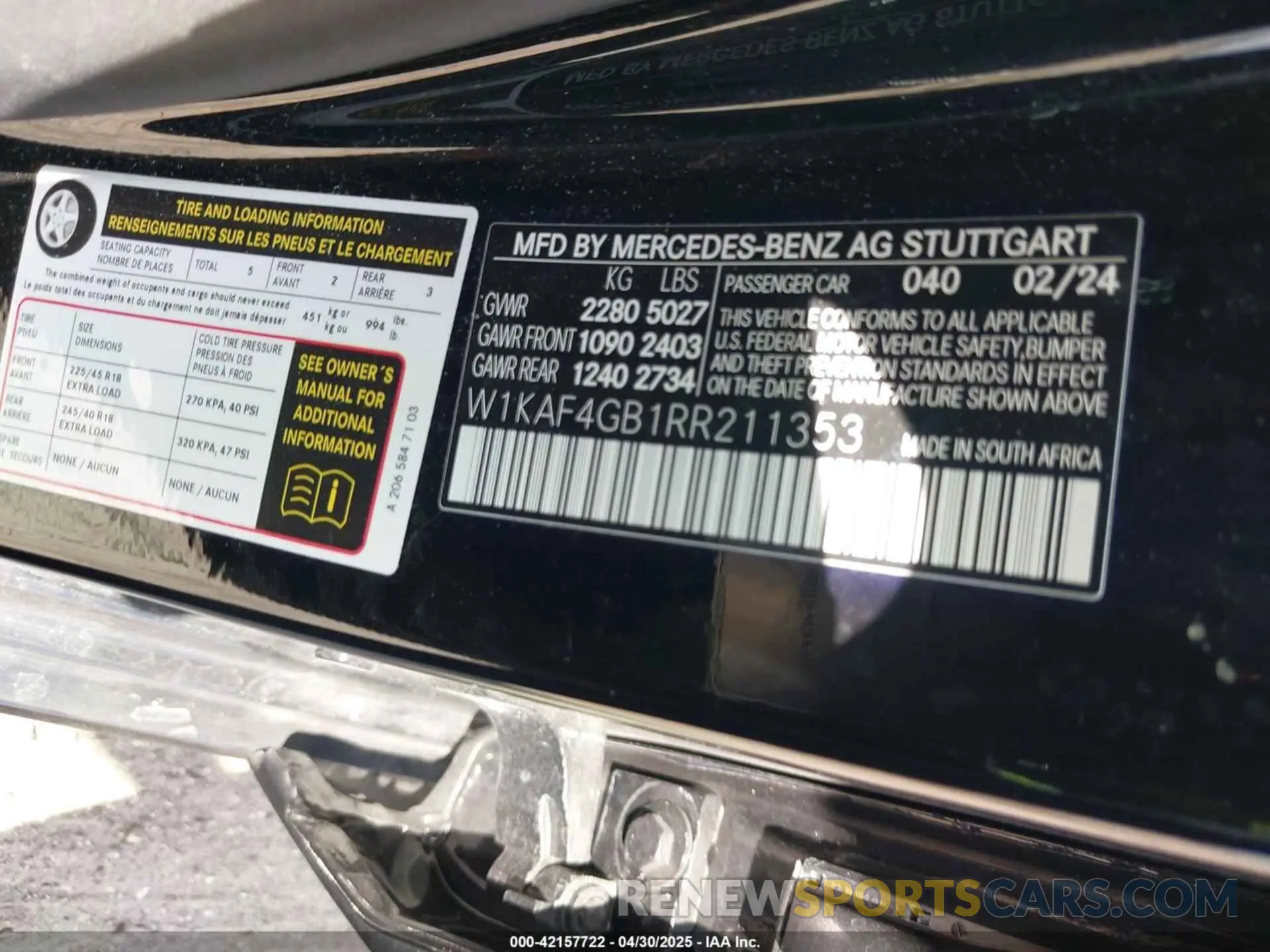 9 Photograph of a damaged car W1KAF4GB1RR211353 MERCEDES-BENZ C 300 2024