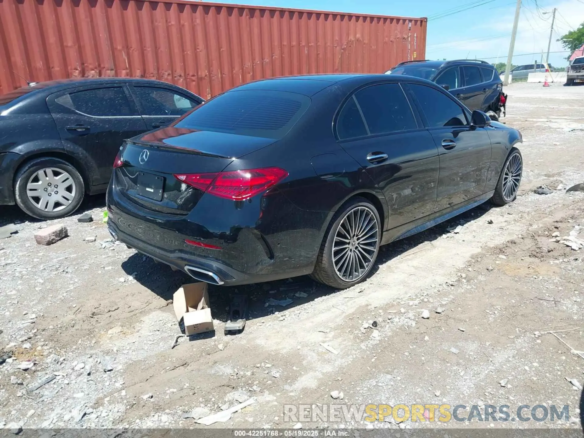 4 Photograph of a damaged car W1KAF4GB3RR226050 MERCEDES-BENZ C 300 2024